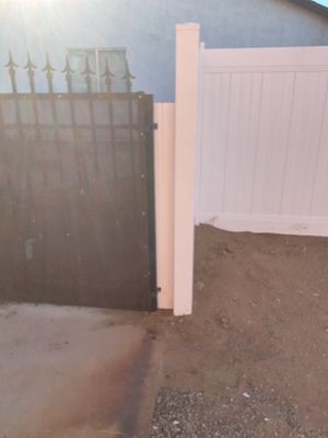 Fence Installation using Vinyl