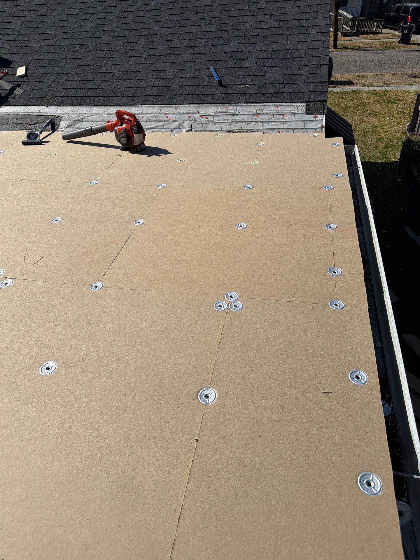 Roof Replacement in New Orleans by HDS Contractors