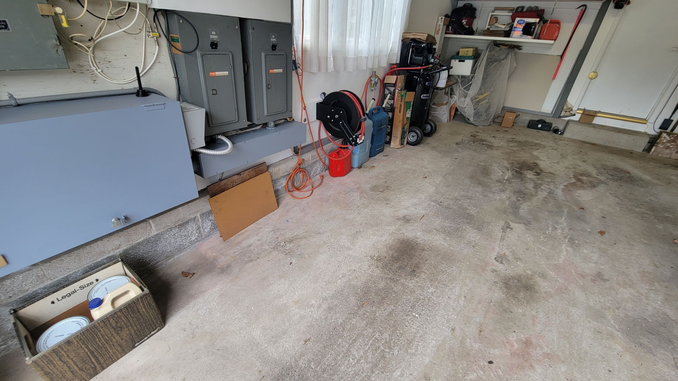 Garage Floor Coating using Penntek in Pebble Beach by Spectrum Painting, LLC