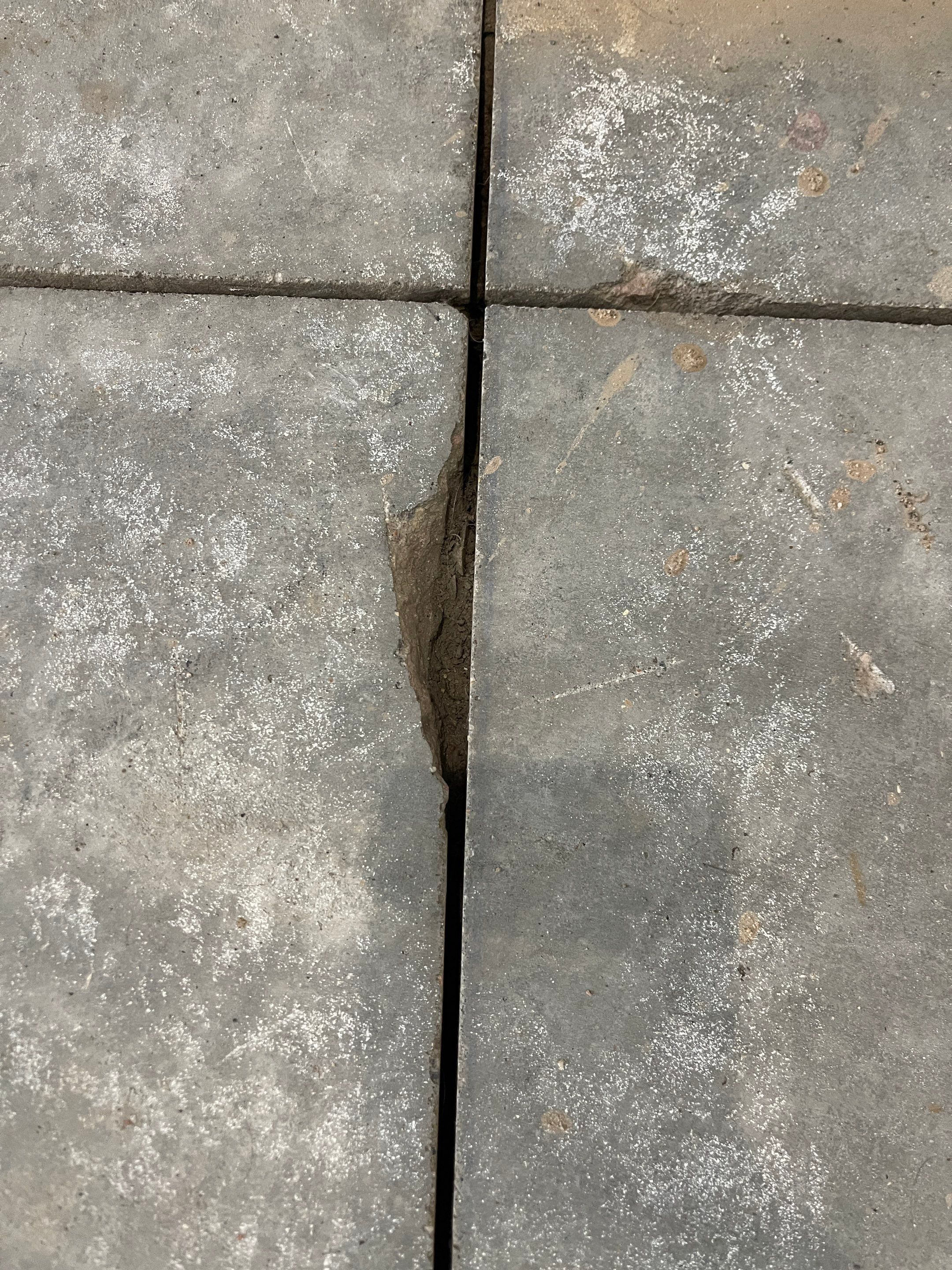 Gravel Flake Garage Floor Coating in Yankton by Select Painting, Coatings & Garage Cabinets