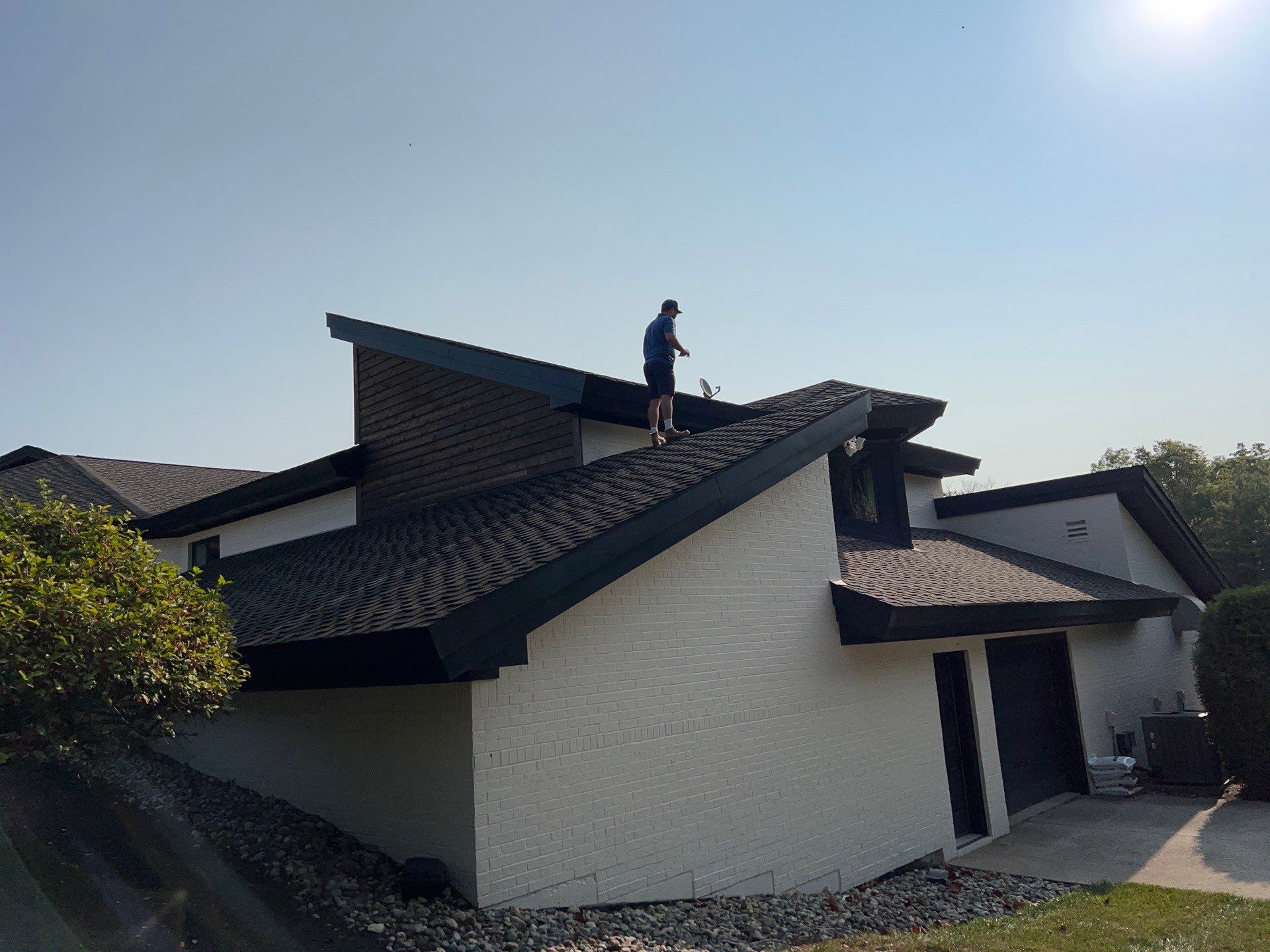 Black Frost Metal Shake Roof & Modern Exterior Renovation – Fort Wayne, IN by 4Ever Metal Roofing