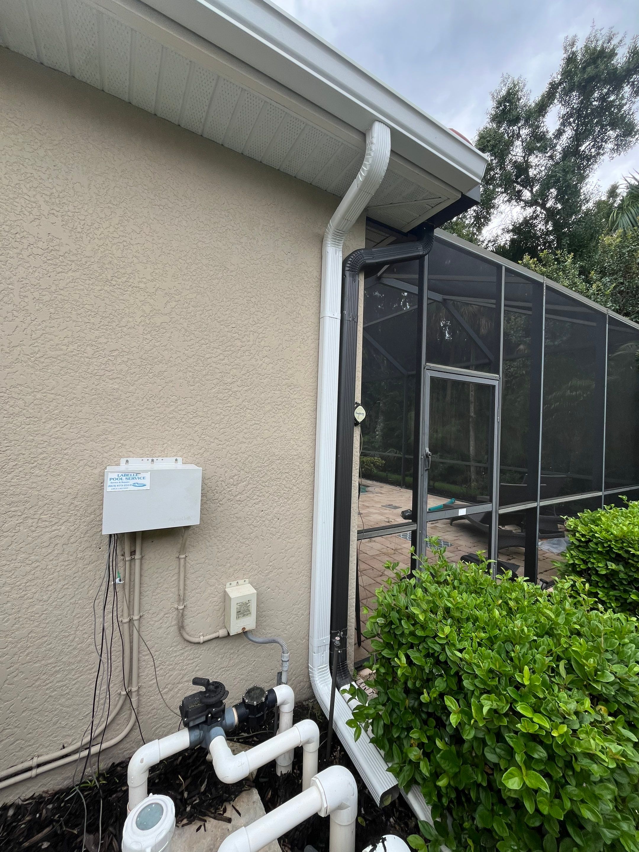 Seamless Gutters in Fort Myers FL by Gutter Professors