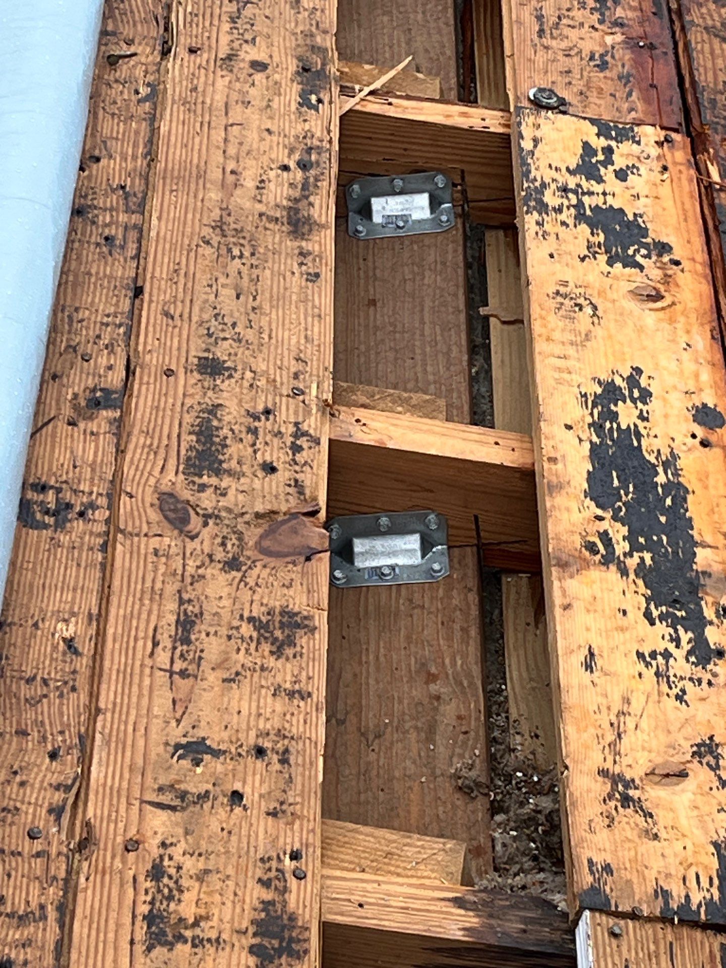 Project in St. Petersburg 33711 by Mitchell Roofing Company LLC 