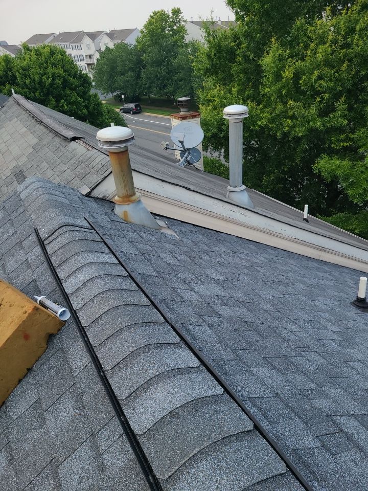 Sterling: CertainTeed Landmark Designer Shingles in Pewter by RM Banning, Inc.