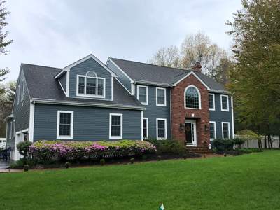 Siding Installation using James Hardie