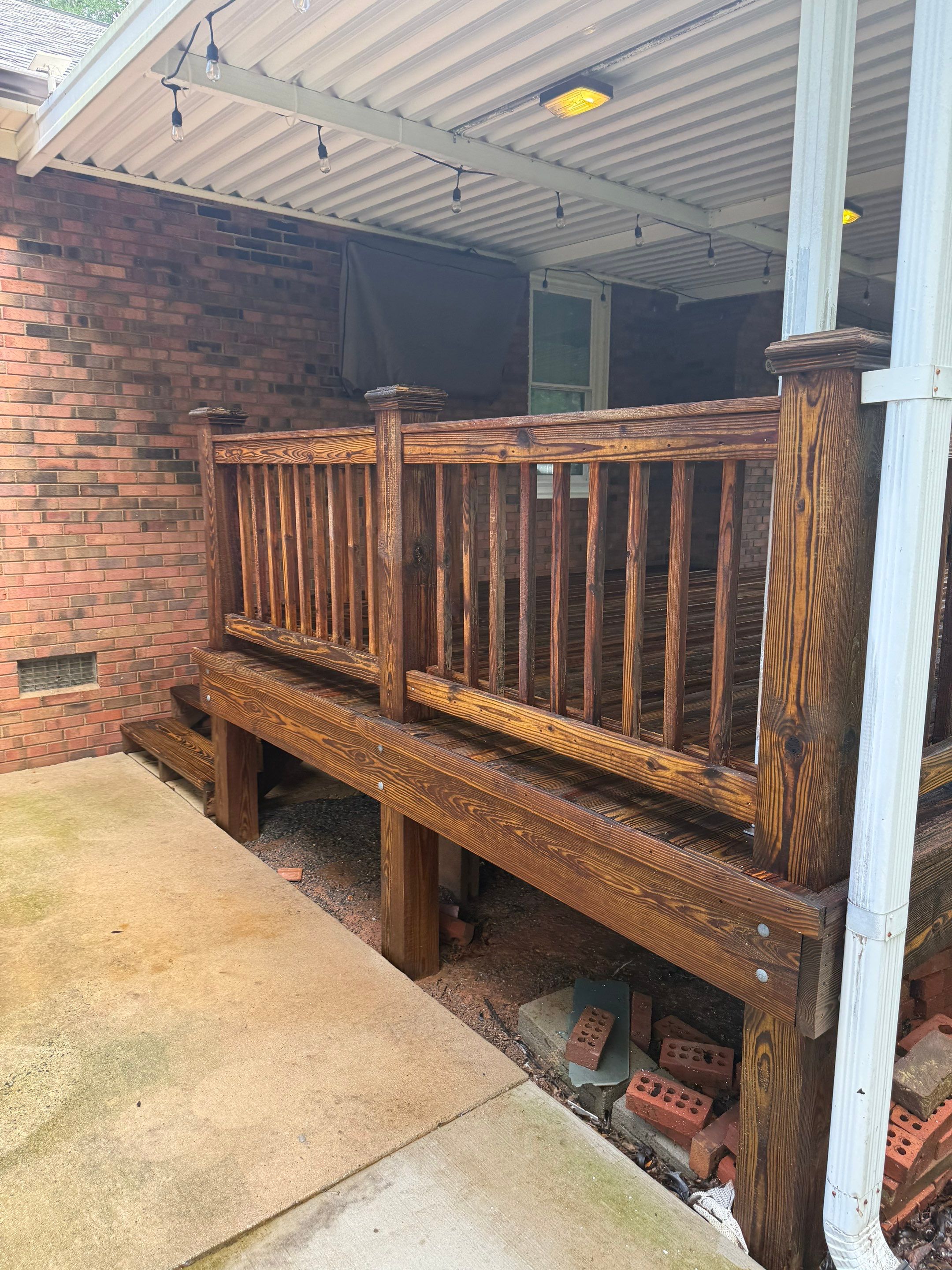 Wood Deck using Wood Sealant by DuraSeal