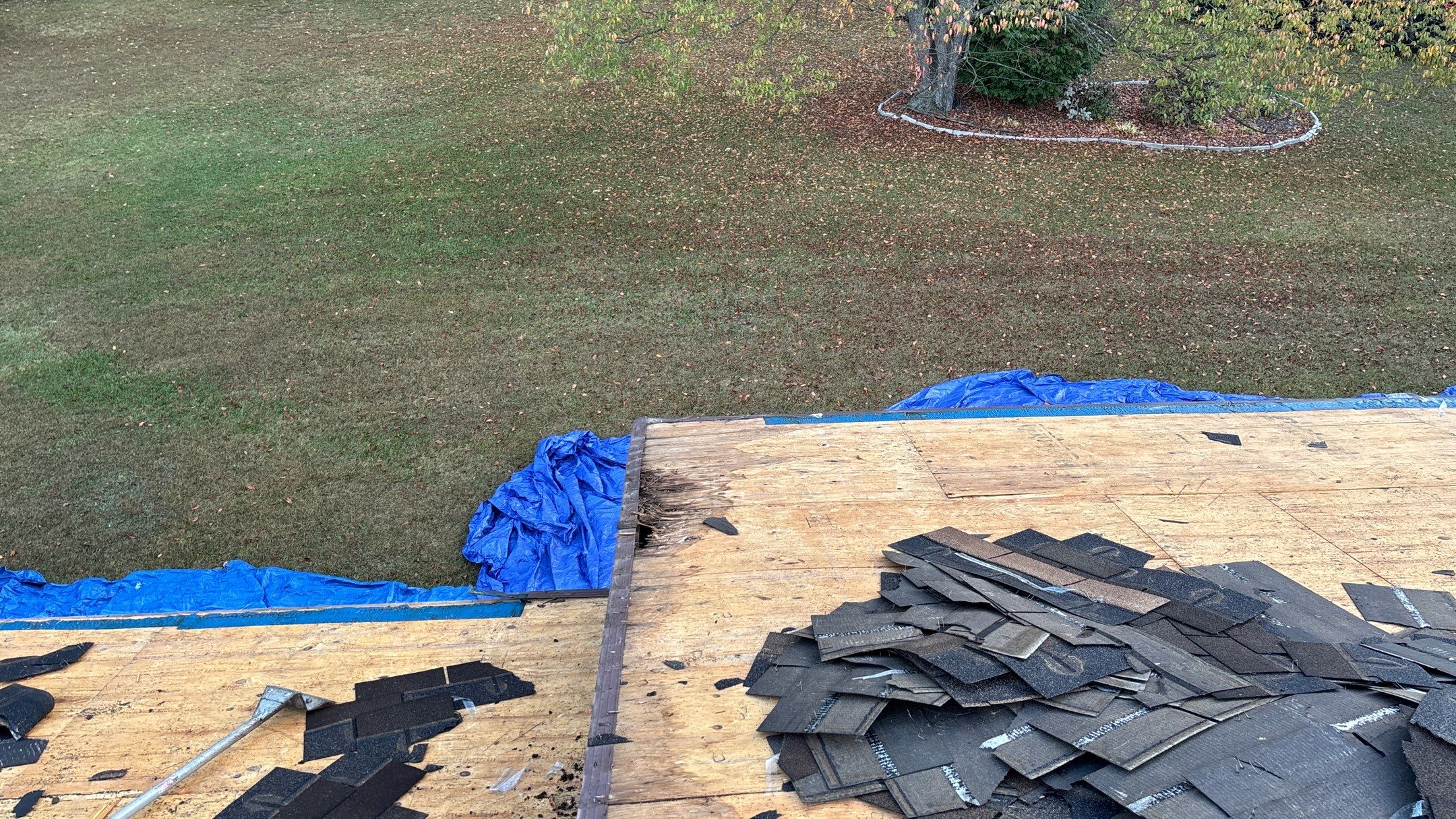 Roof Replacement using Owens Corning Sand Castle and Siding Replacement using Odyssey Plus D4" Wood Grain by 180 Contractors