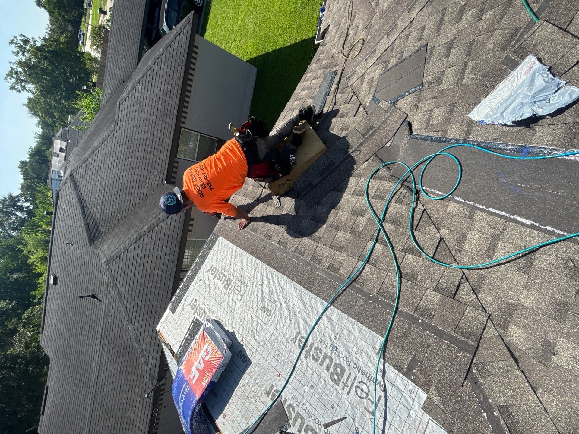 Roof Replacement Houston by Roof Repair Company