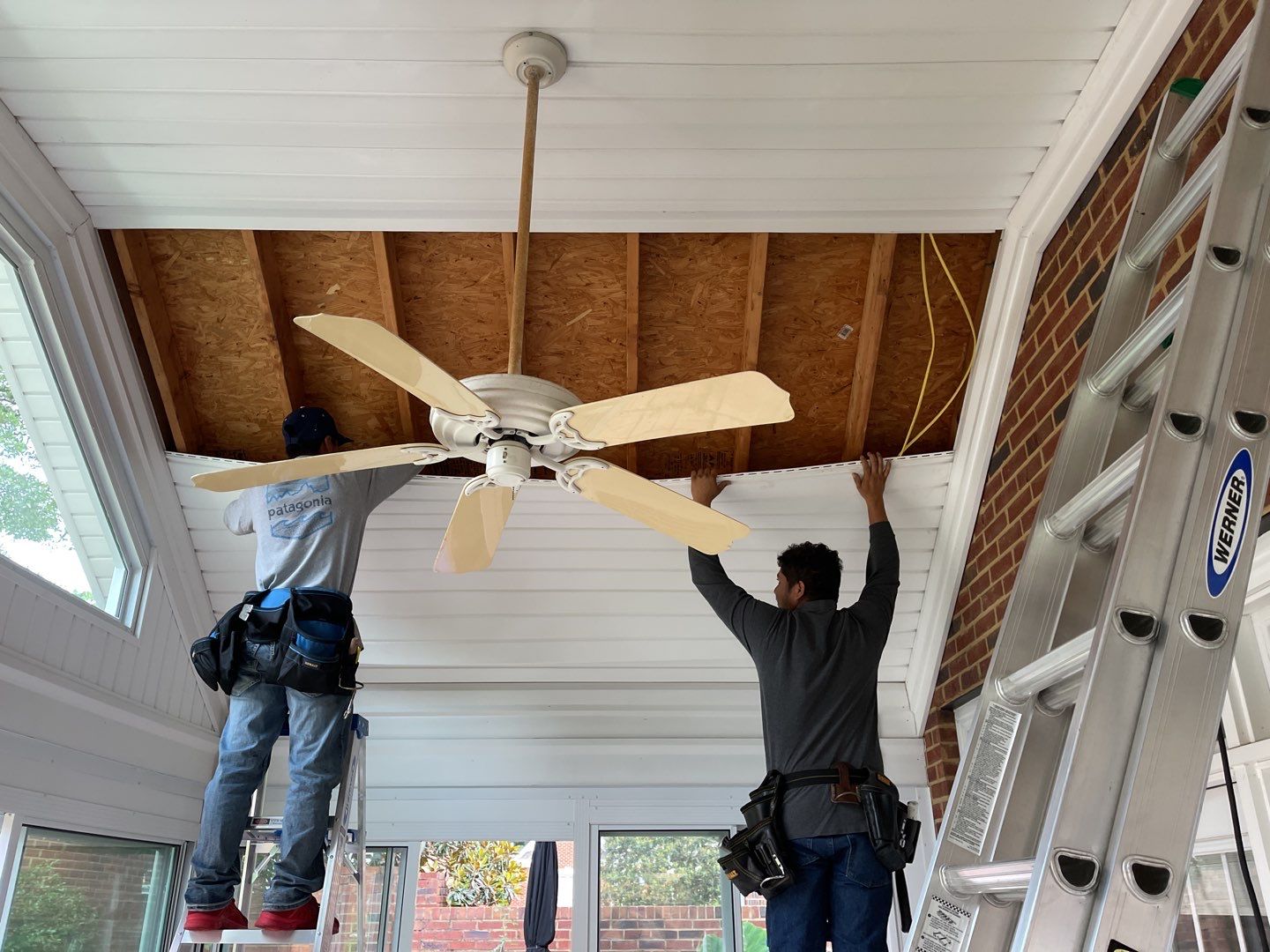 Residential Roofing Installation using Owens Corning® Oakridge Estate Gray by Indigo State Roofing