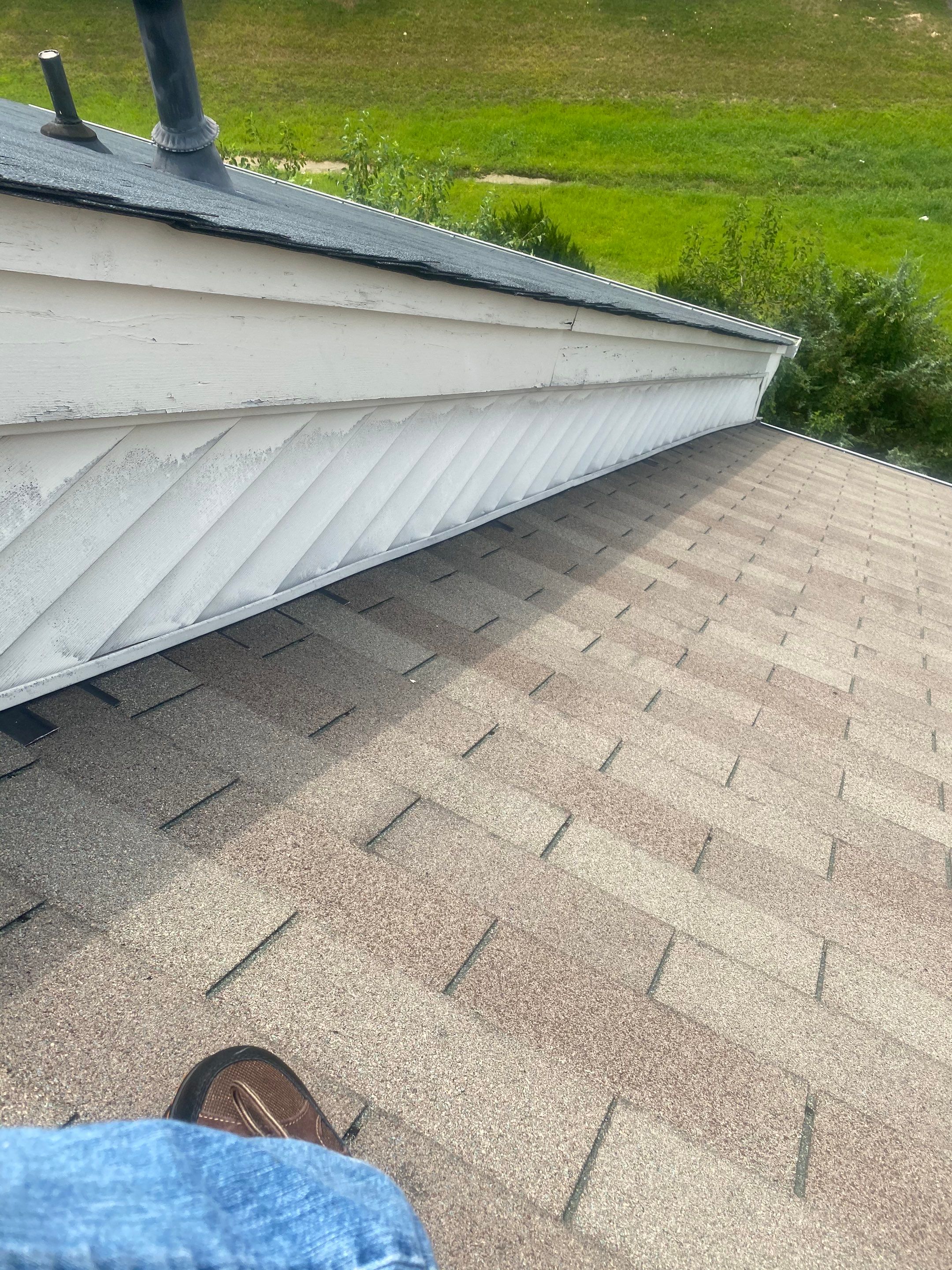 Woodbridge: Residential Roof Replacement with CertainTeed Landmark Pro Designer Shingles in Max Def Georgetown Gray by RM Banning, Inc.