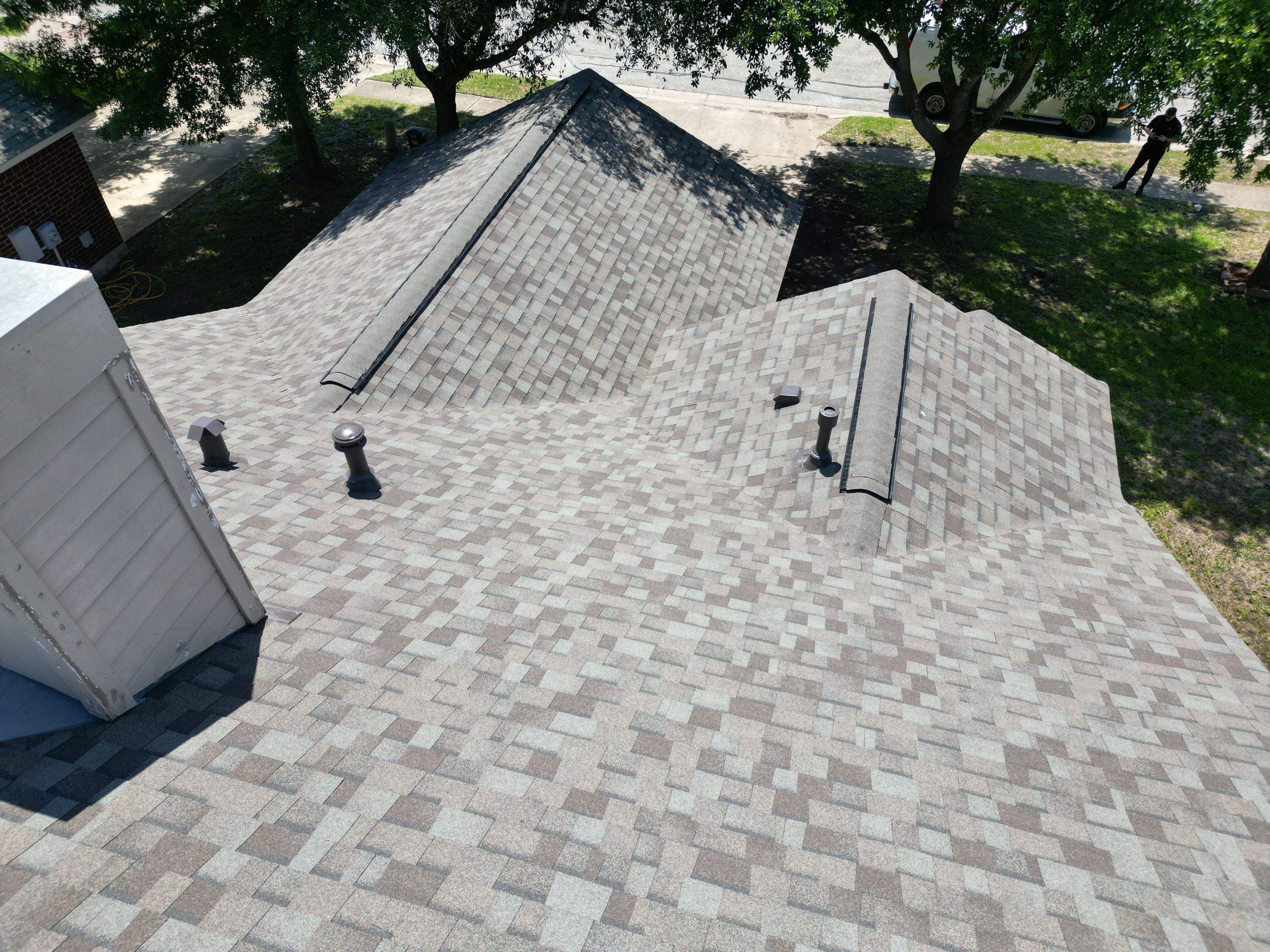 Driftwood - Owens Corning TruDefinition Duration by RoofsOnly.com