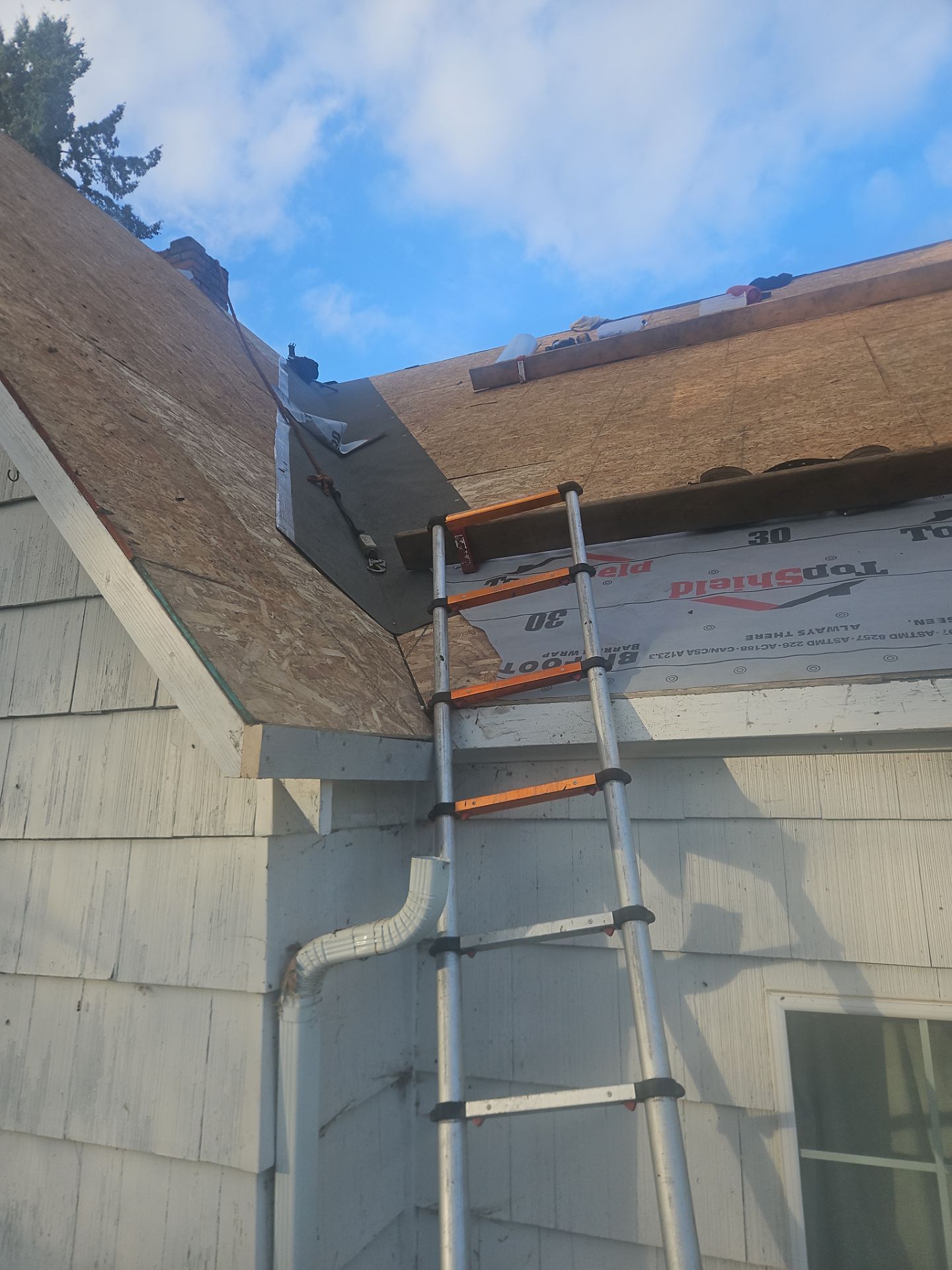Residential Roofing Installation using IKO Dynasty (Color: Granite Black) by Orezona Building & Roofing Company, Inc.