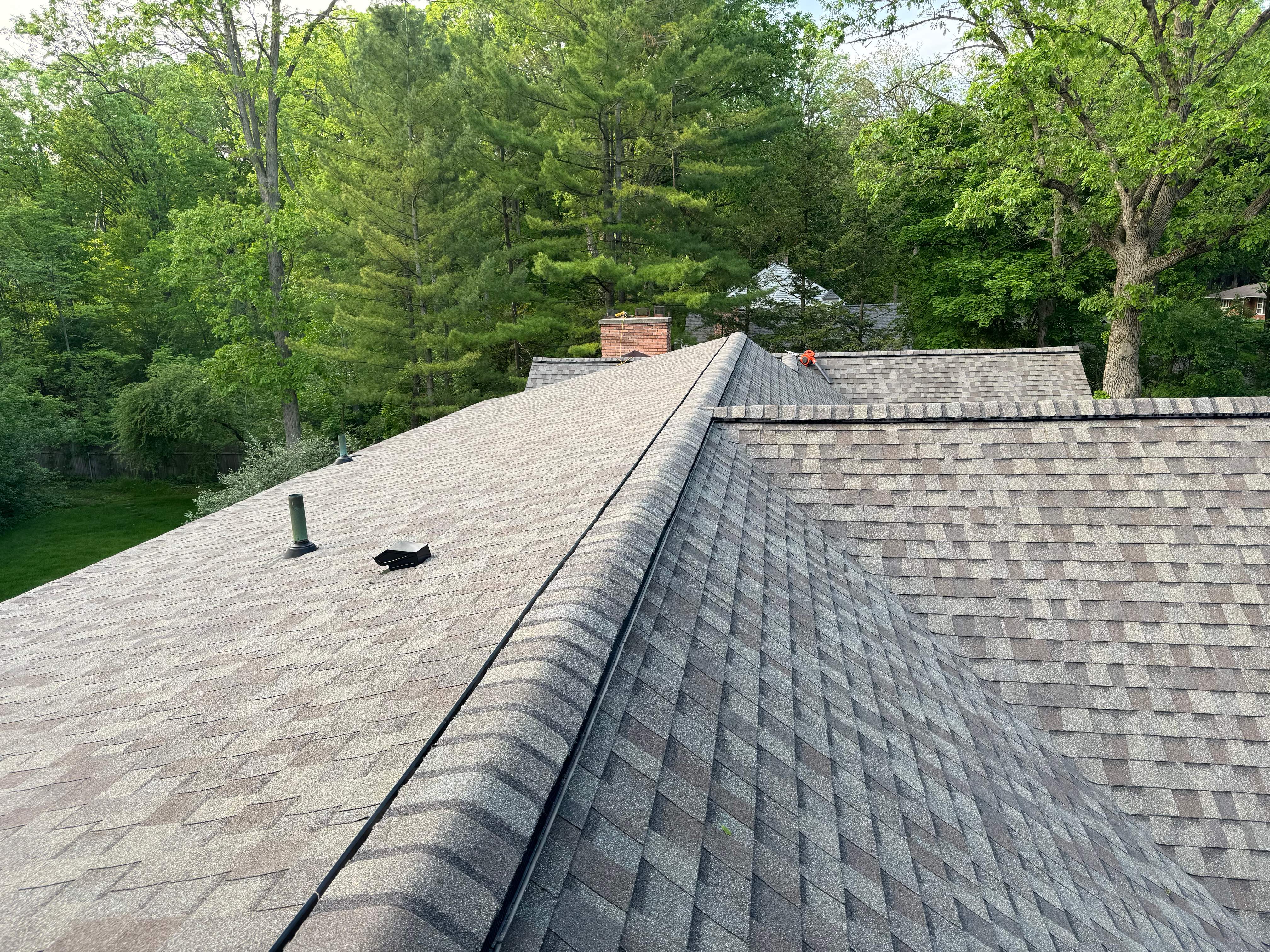 Residential Roofing Installation using Certainteed Landmark ClimateFlex by GRACCO