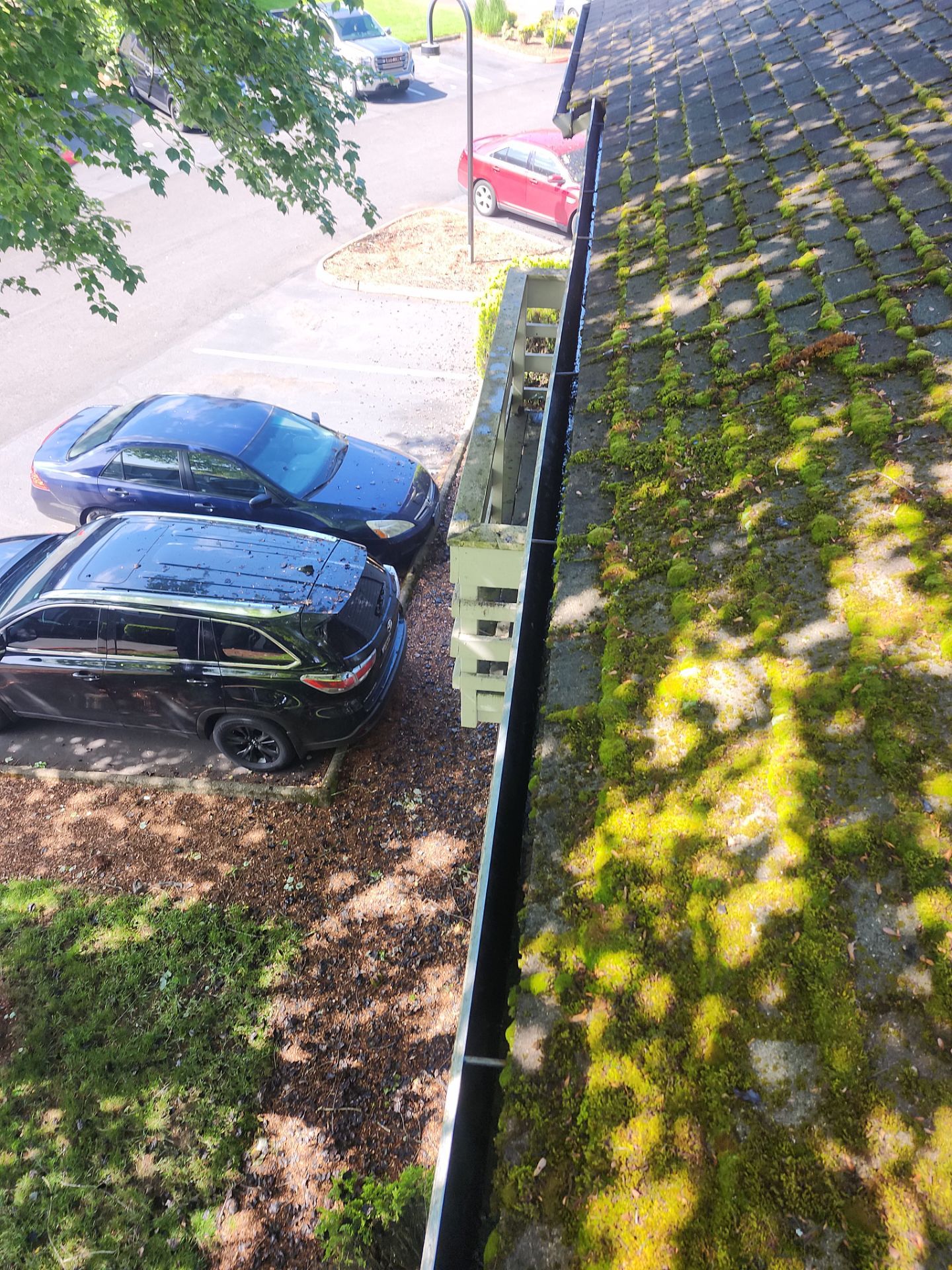 Commercial gutter cleaning Gresham, OR after photo with clean gutters
