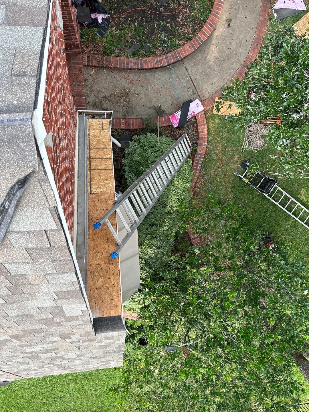 Residential Roofing Installation using Owen's Corning Duration (Lifetime) Shingles by Roof Repair Company