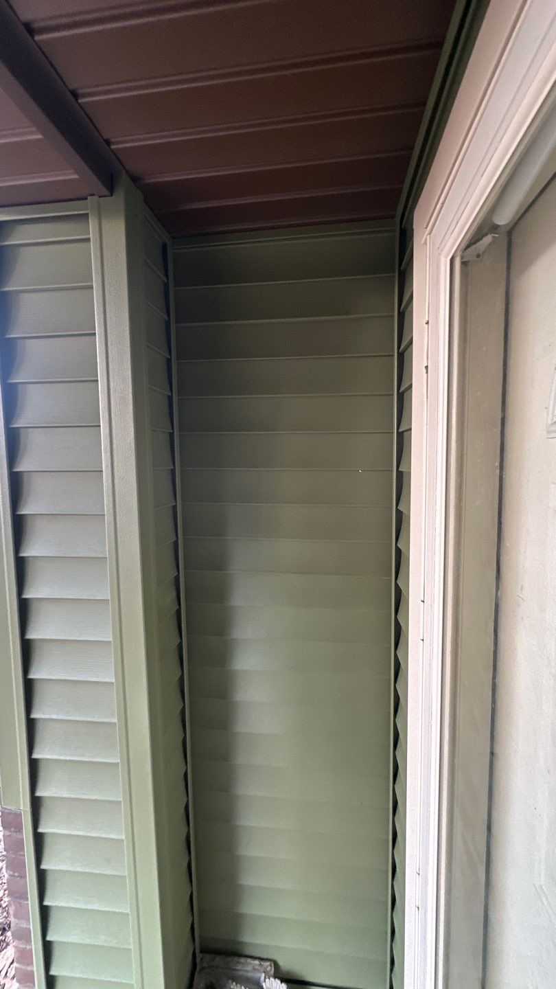 Siding Replacement using CertainTeed Restoration Classis D4 by 180 Contractors