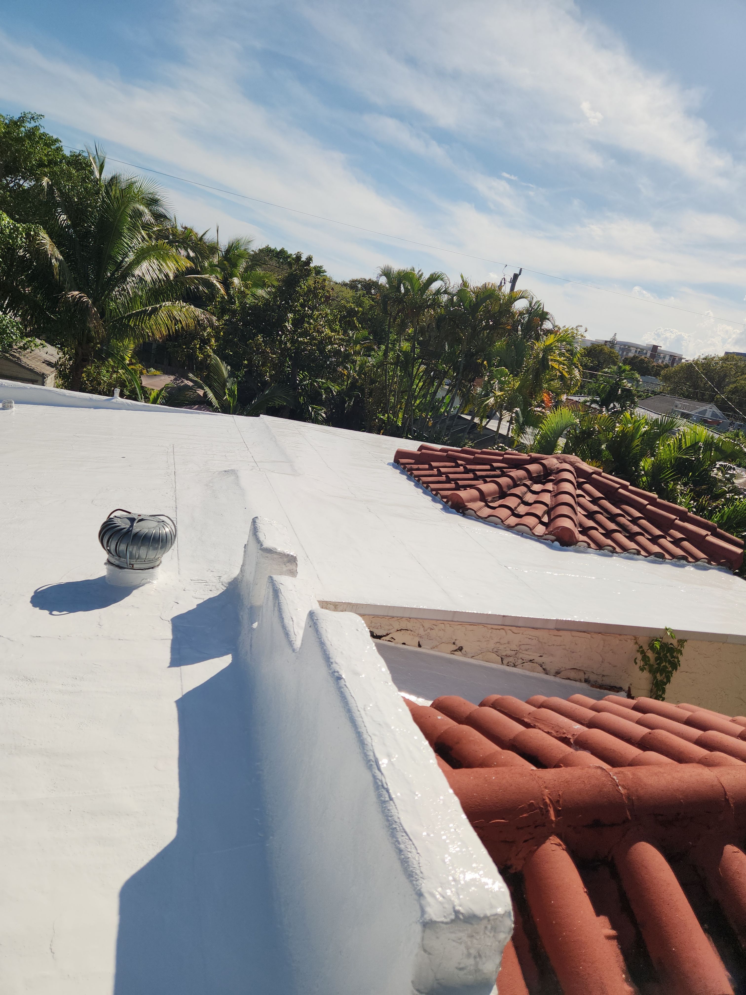Expert Silicone Roof Coating in Hollywood – Aastro Roofing Delivers Long-Lasting Protection by Aastro Roofing
