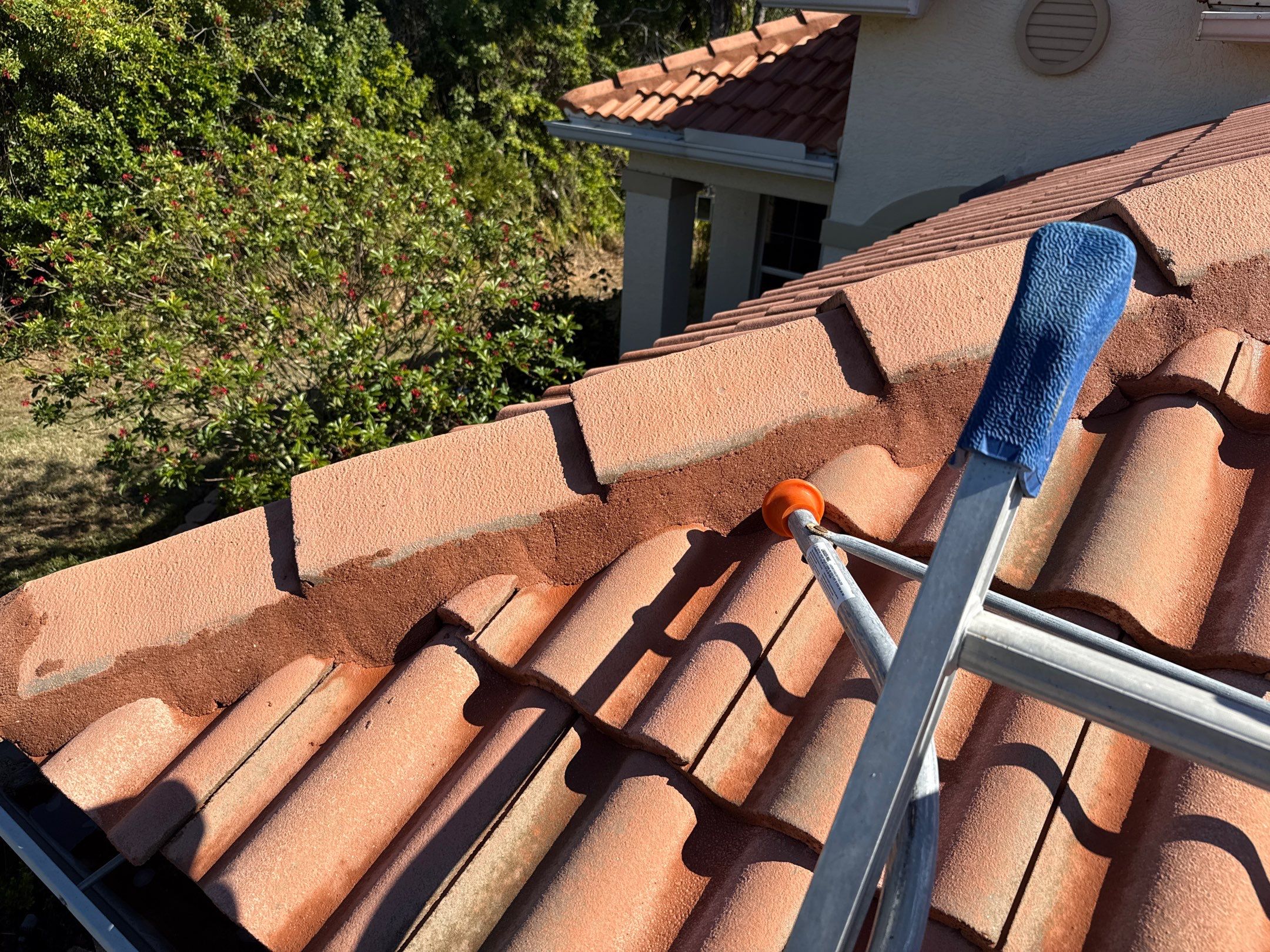 Barrel Tile Roof Cleaning in Tara – Bradenton, FL by Sunshine AquaWash