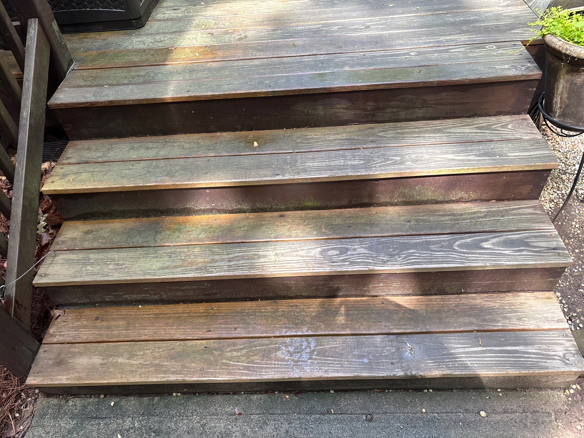 Deck using Wood Sealant by DuraSeal
