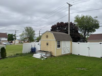 Turtle Shell gutter protection installation in Lena, IL 61048, photograph 8