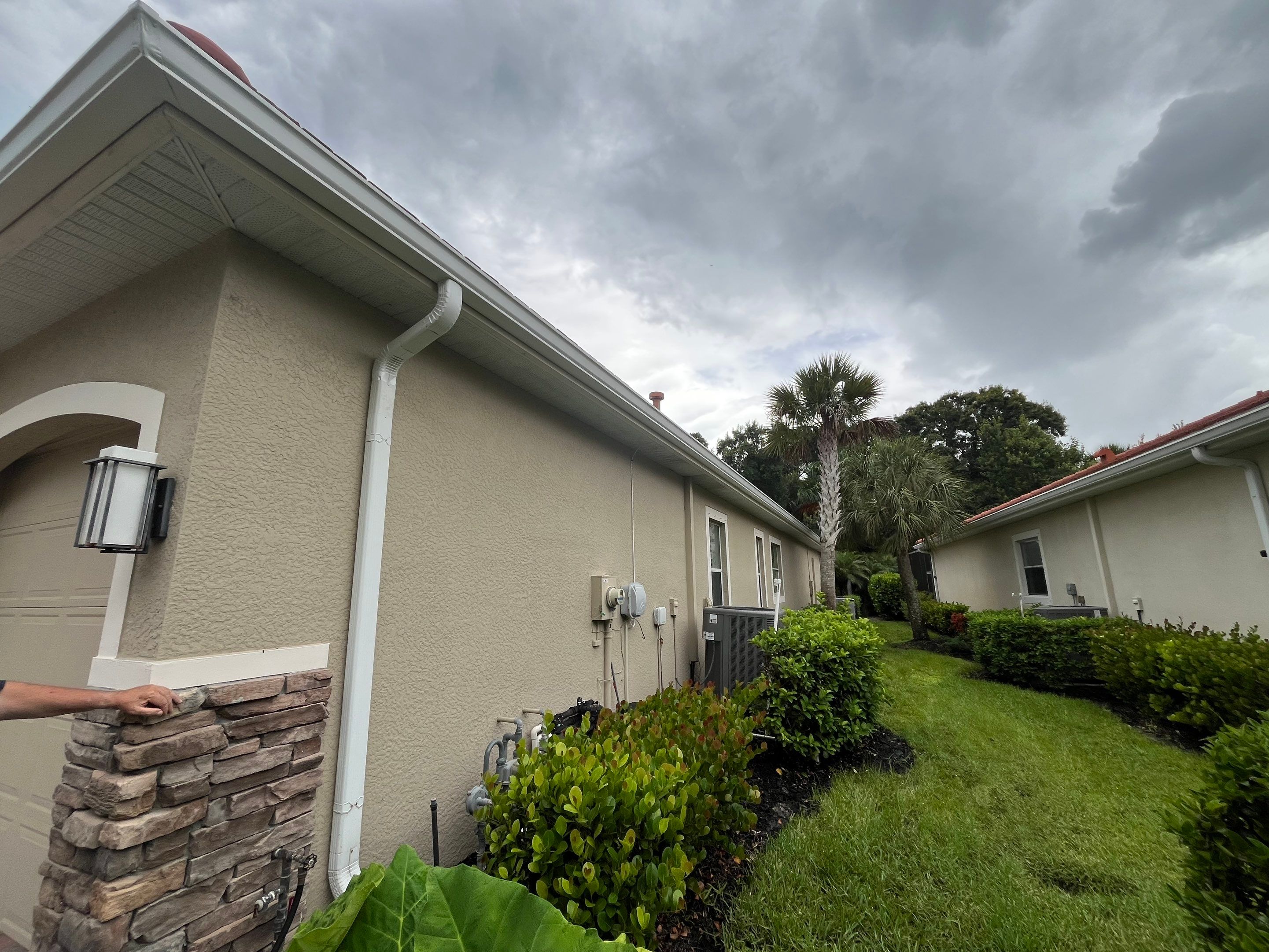 Seamless Gutters in Fort Myers FL by Gutter Professors