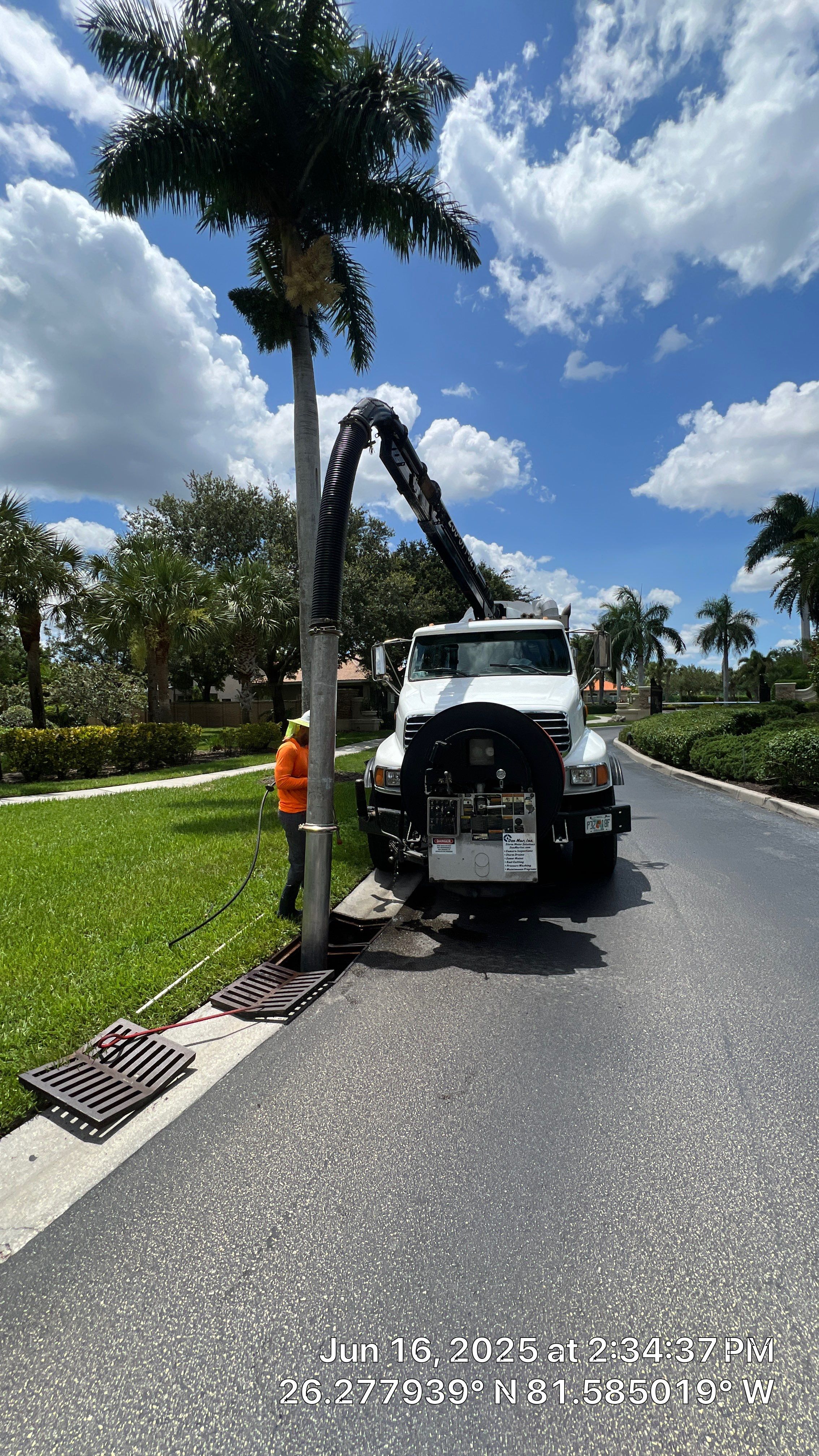 Naples Association Stormwater System Cleaning by APS Power & Water