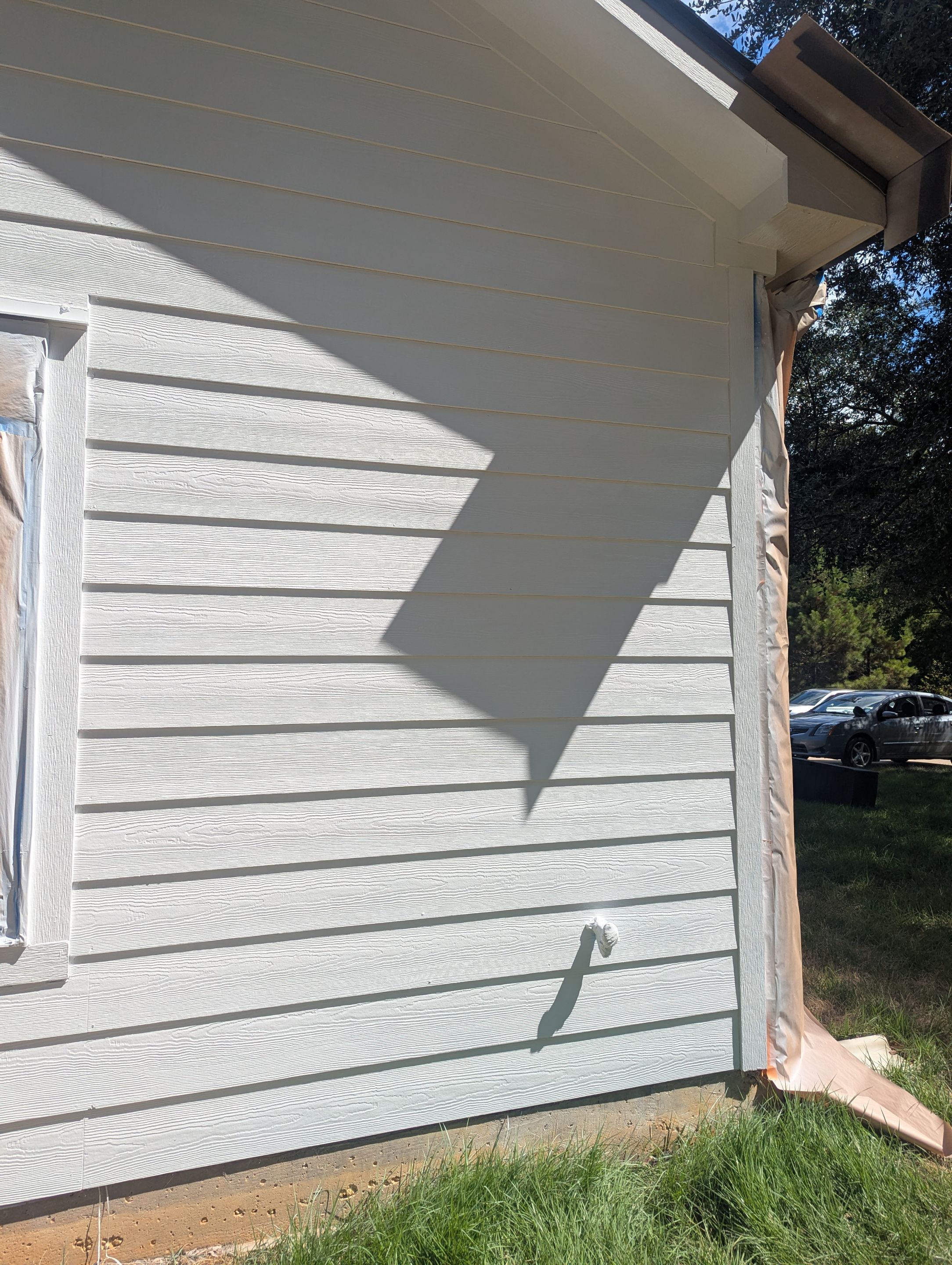 Bold New Color Scheme on Frankston, TX Home by Quality Coats Painting