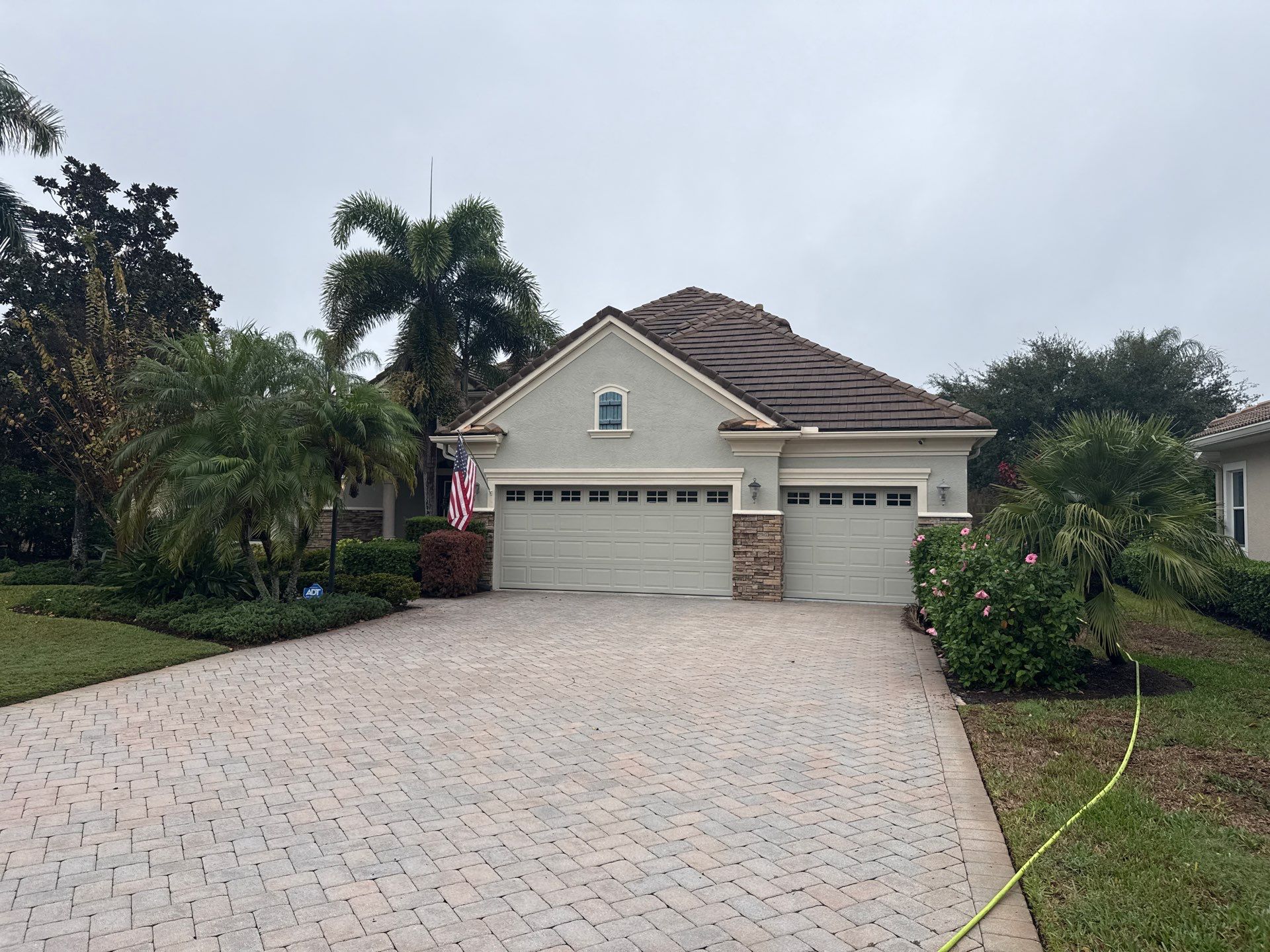 Tile Roof, Gutter & Pool Cage Cleaning – Lakewood Ranch Country Club, Lakewood Ranch, FL by Sunshine AquaWash