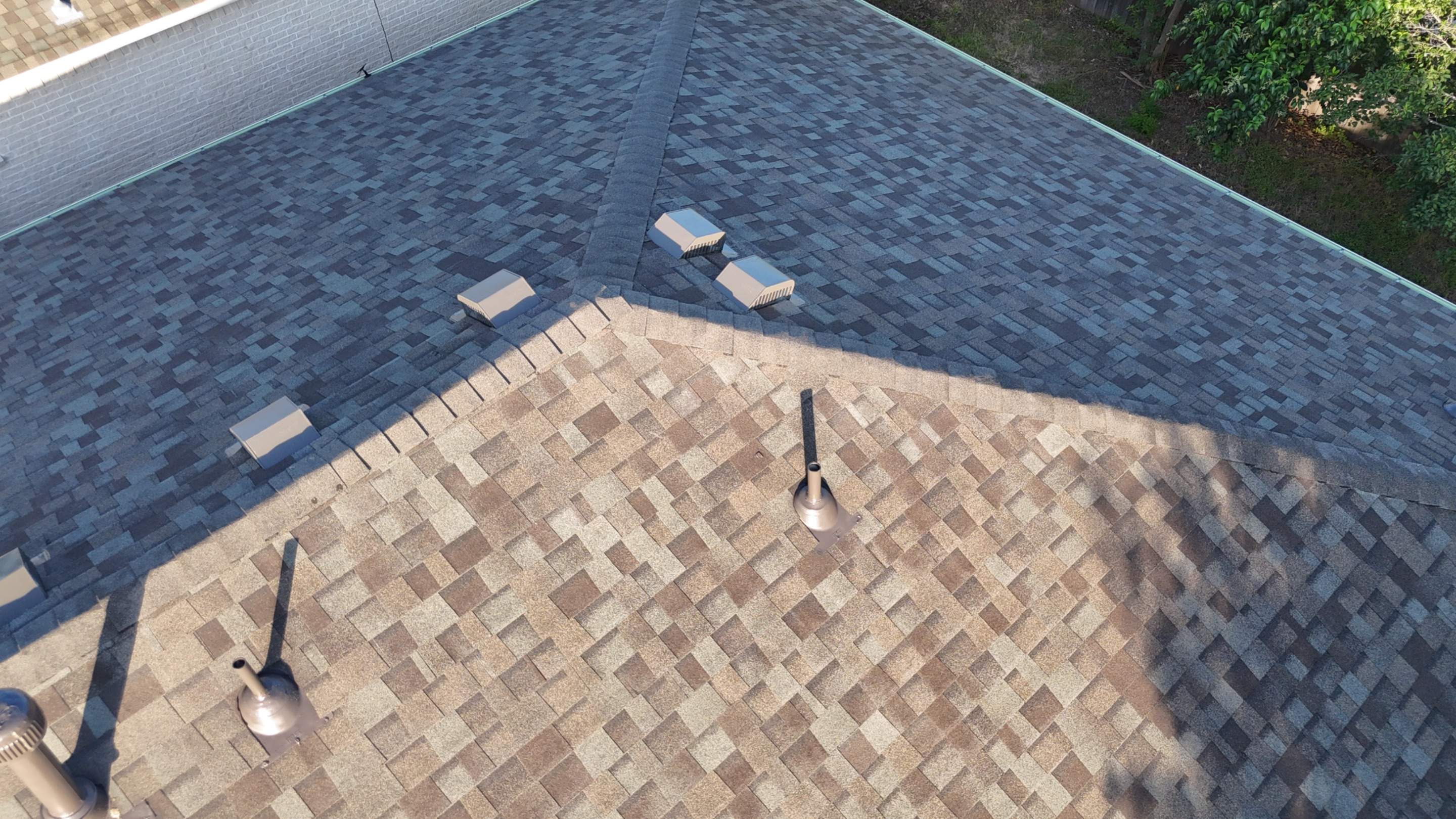 Driftwood - Owens Corning TruDefinition Duration by RoofsOnly.com