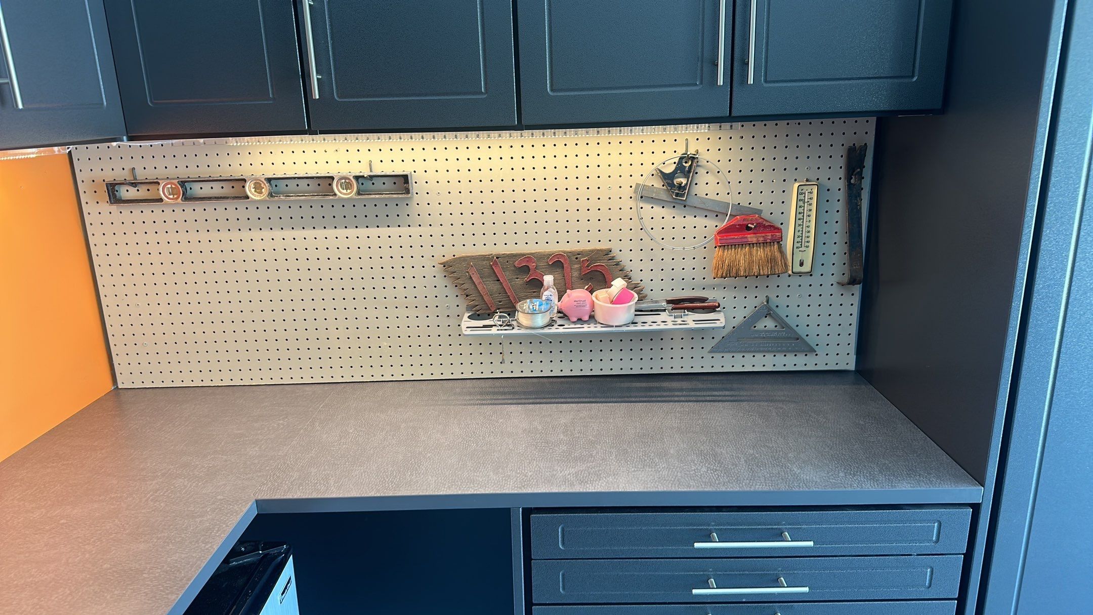 David S. workbench setup looks great! by Banner Garage