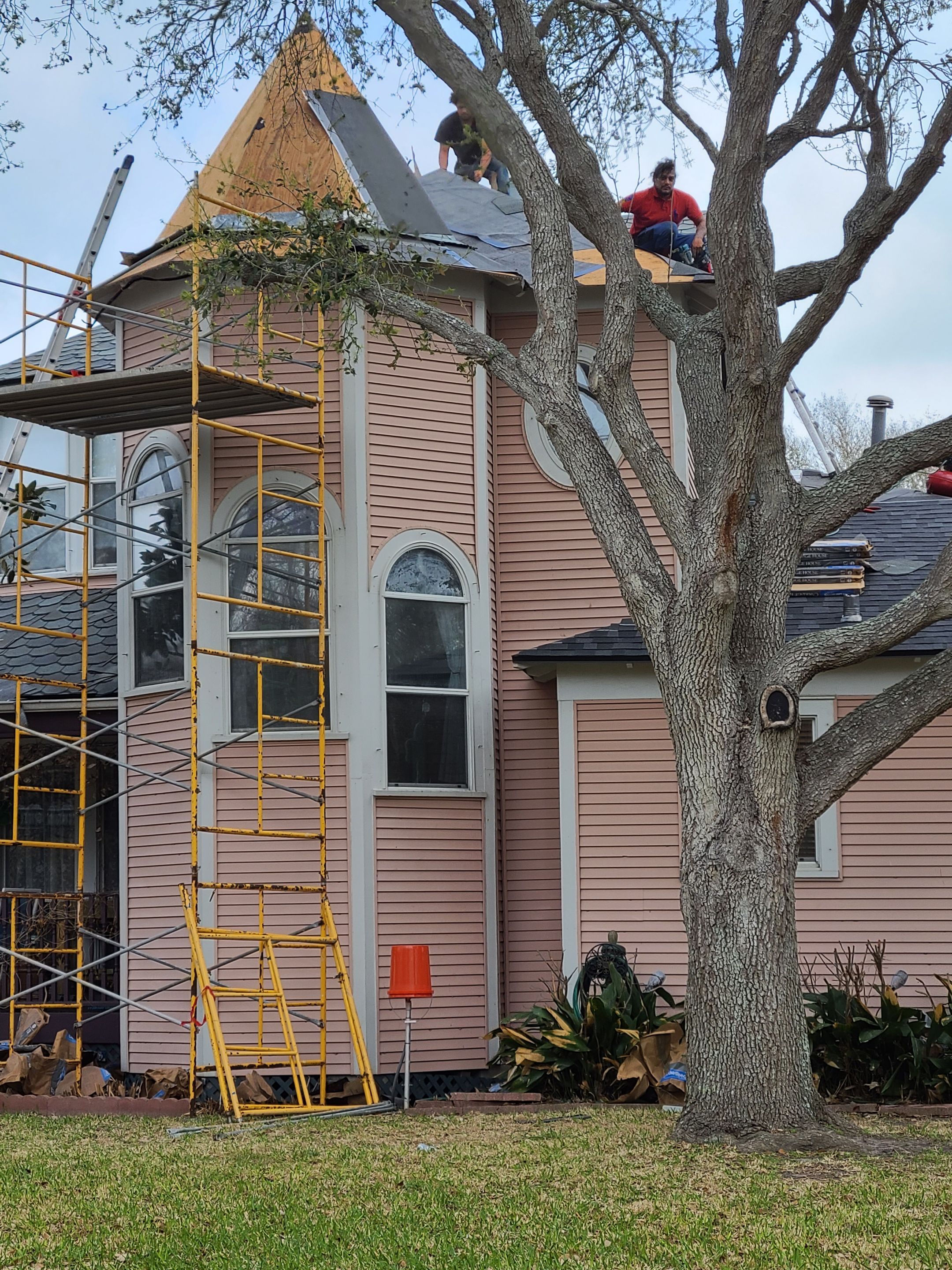 Victorian show stopper by Bayfront Roofing and Construction