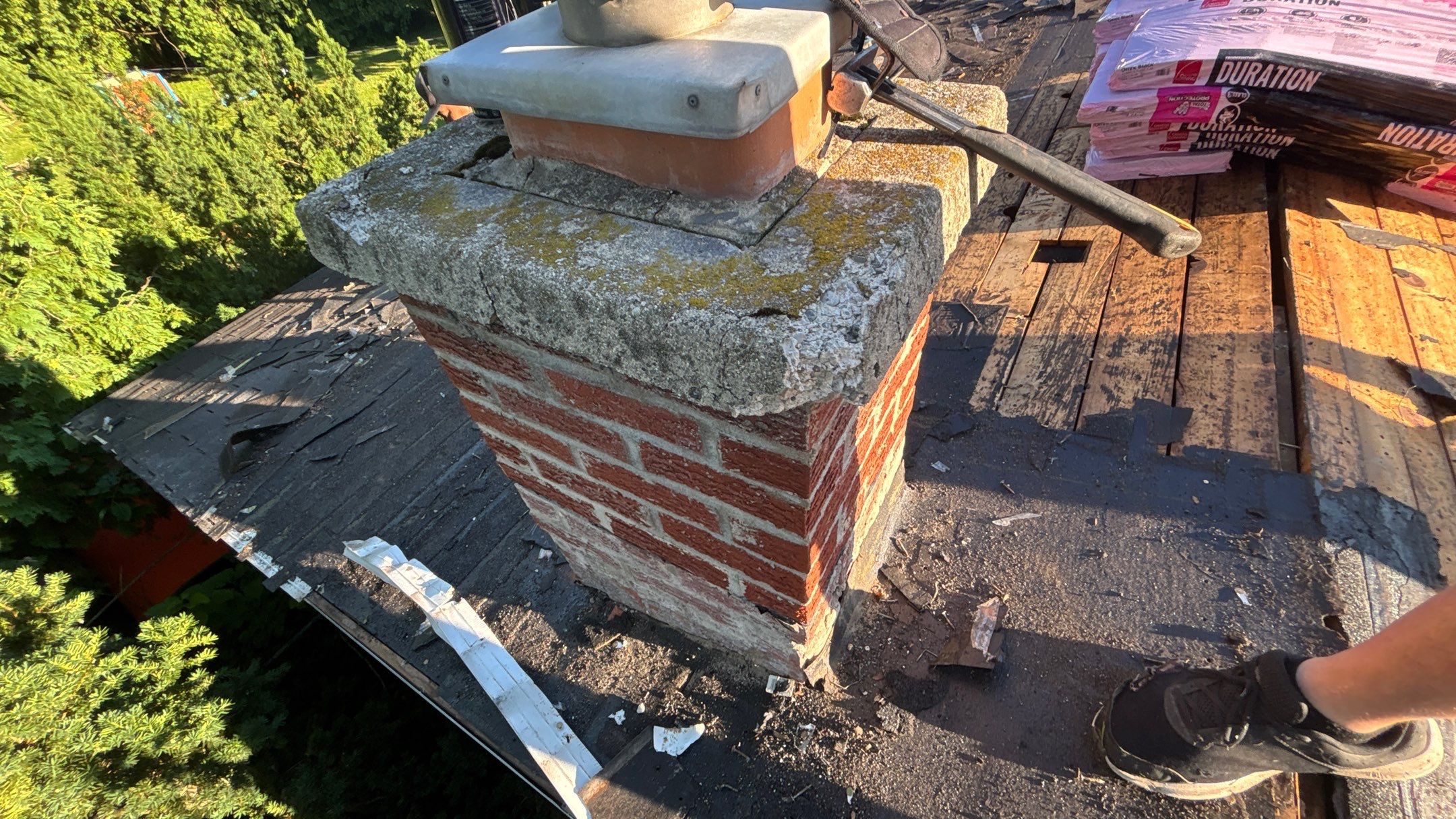 Roof Replacement using Owens Corning Onyx Black by 180 Contractors