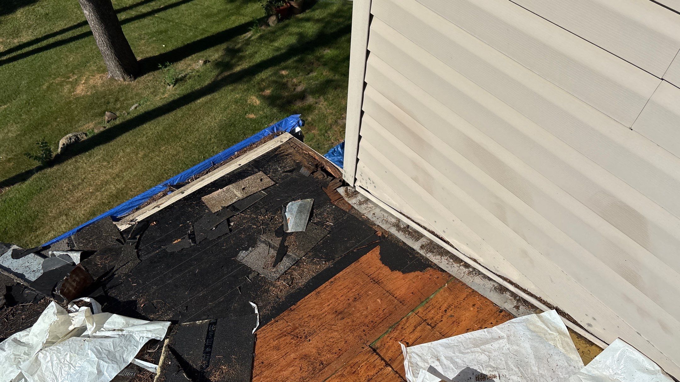 Roof Replacement using Owens Corning Onyx Black by 180 Contractors