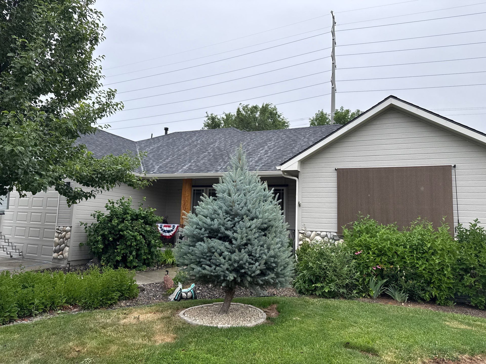 Architectural Shingle Roof Replacement and New Ventilation in Boise by Olive Roofing