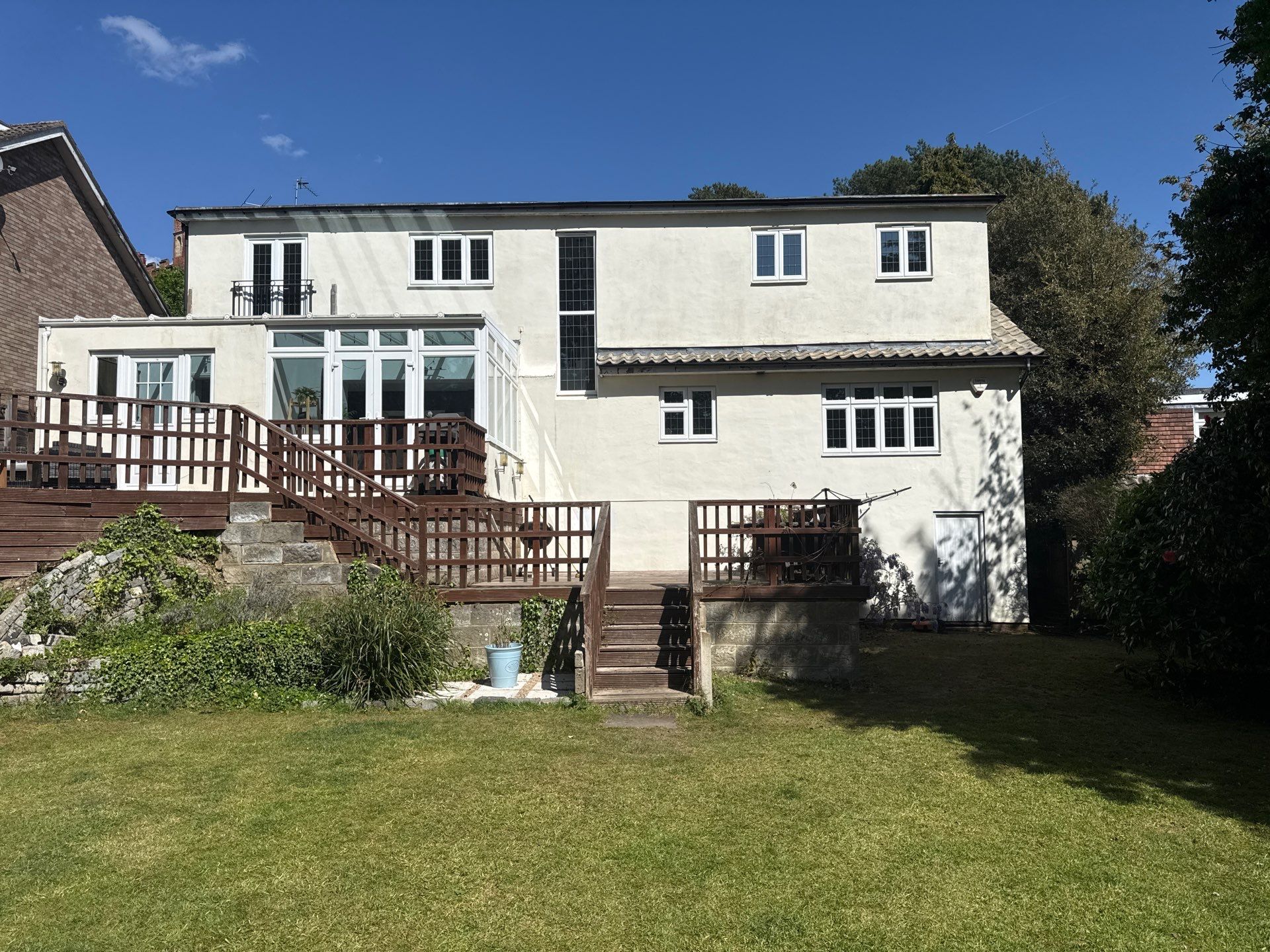 Roof And Render Clean Surrey by Ges Exterior Cleaning ltd