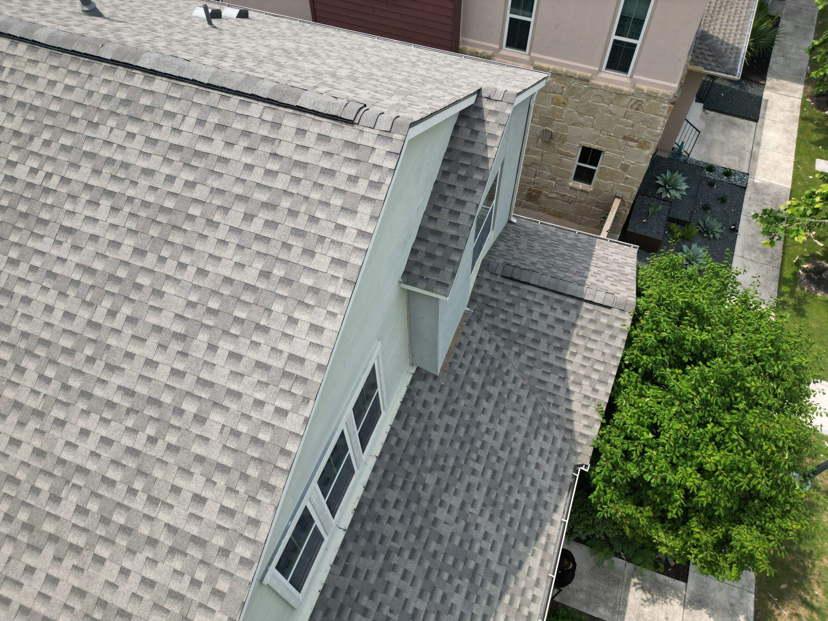 Weathered Wood - GAF Timberline HDZ by RoofsOnly.com