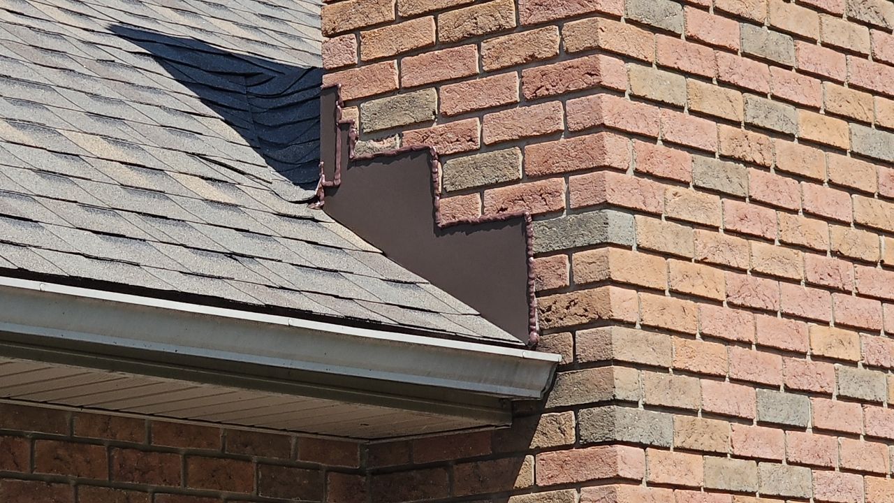 ATLAS PINNACLE COLOR: WEATHERED SHADOW by Eagle Eye Roofing