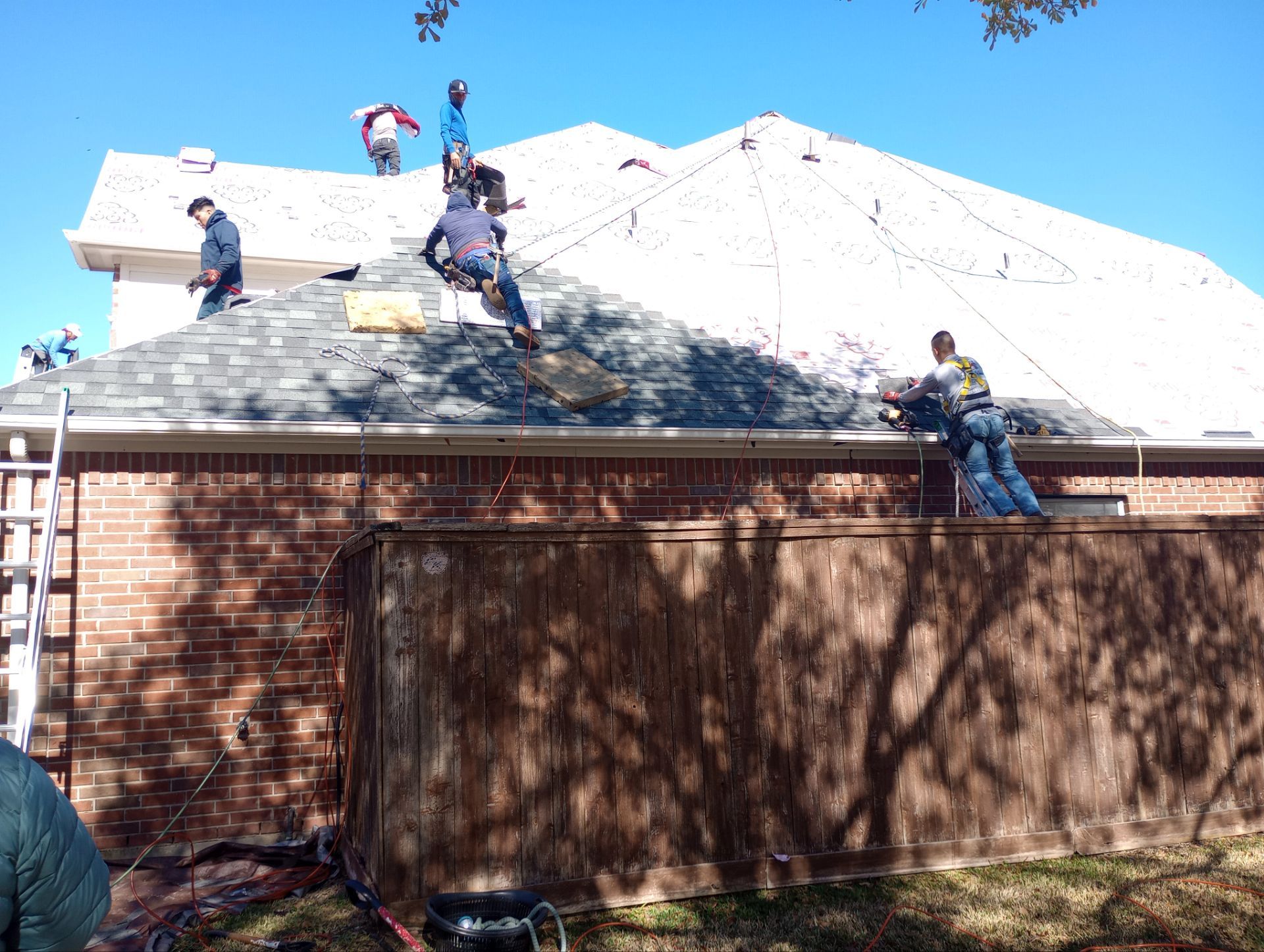 Residential Roofing Installation using Owen's Corning Duration (Lifetime) Shingles by Roof Repair Company