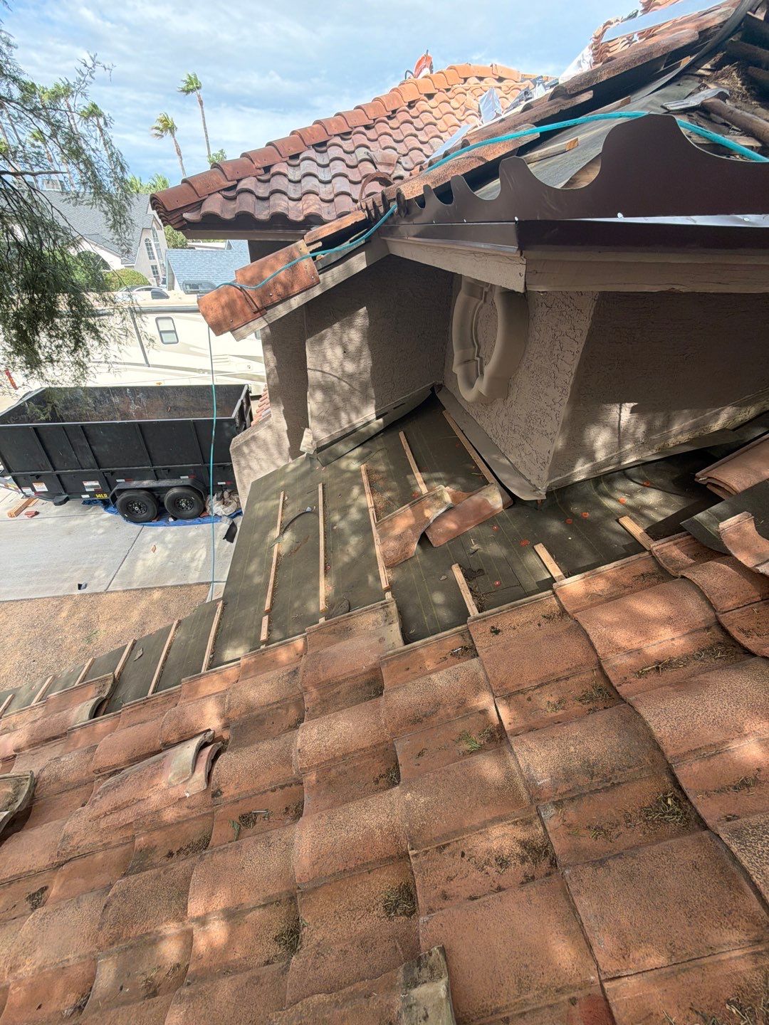 Tile R&R - Malarkey UDL Right Start by Saint Roofing