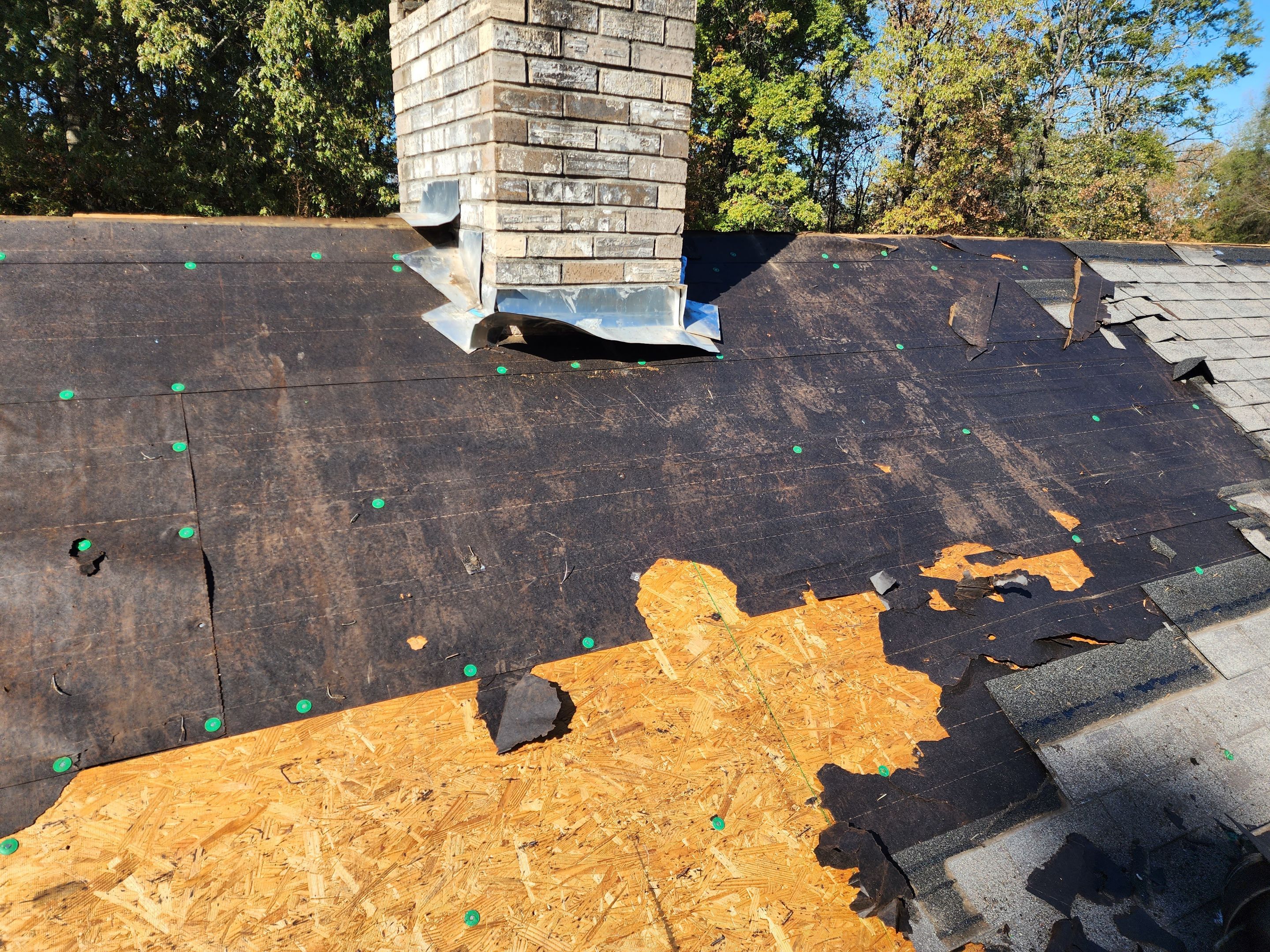 Residential Roof Replacement in Nashville, Arkansas by Hostetler Roofing