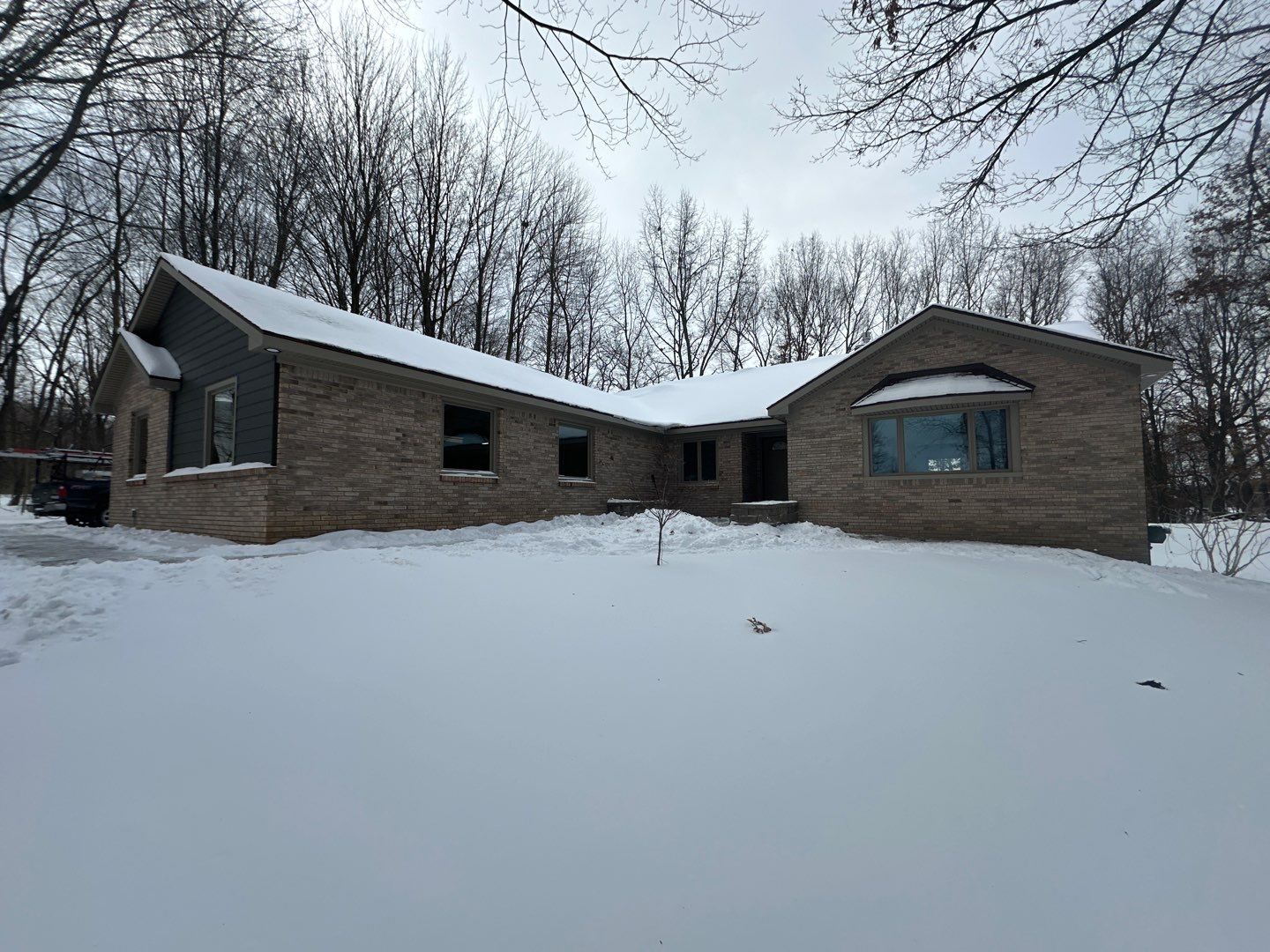 Siding Replacement using Alside S7 Cedar Mill Grain Composite by 180 Contractors