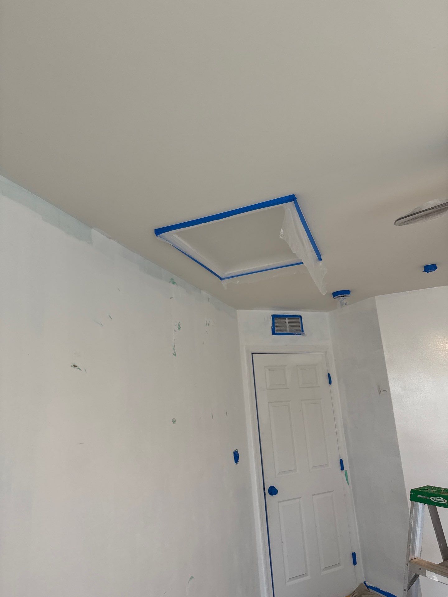 Interior Painting using Sherwin Williams  by La Bendicion Contruction Llc