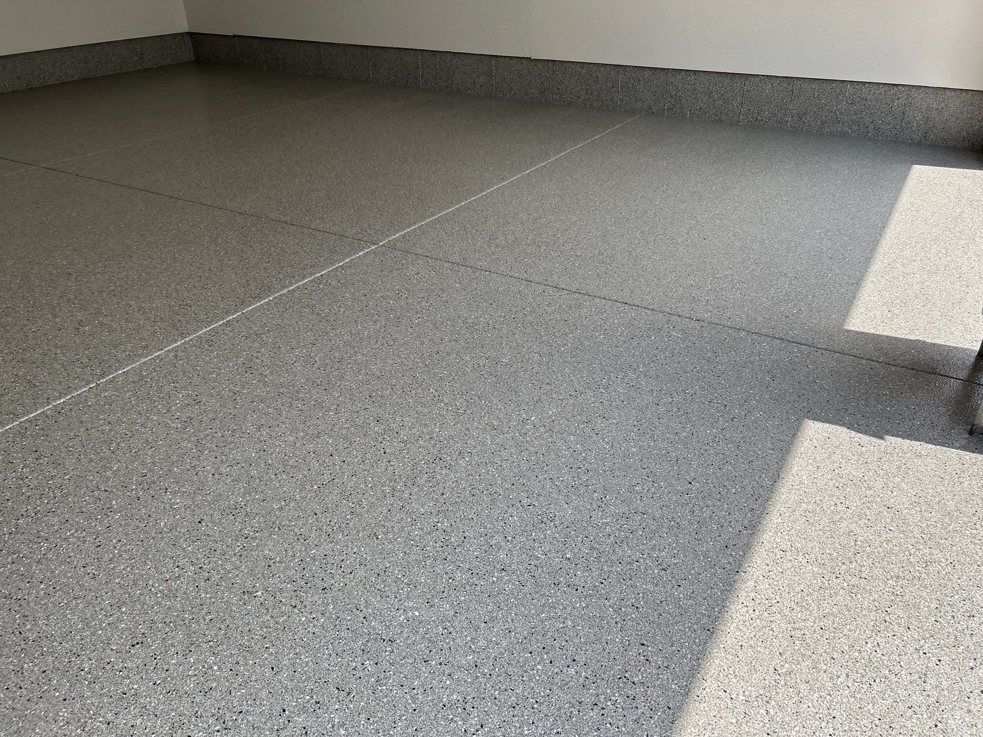 Garage Floor in New Carlisle! by Innovative Spaces / Innovative Concrete Coatings