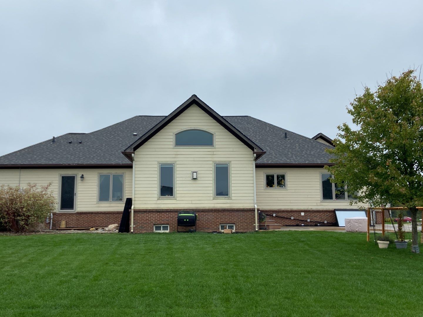 Siding Replacement using CertainTeed Landmark by 180 Contractors
