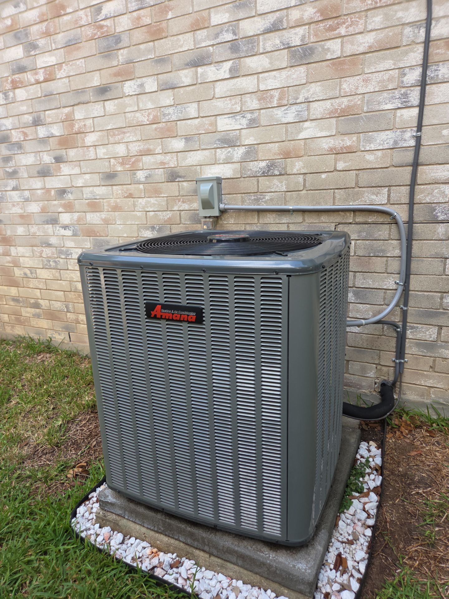 Residential HVAC Maintenance and Condenser Coil Cleaning in San Antonio by Premier Pros