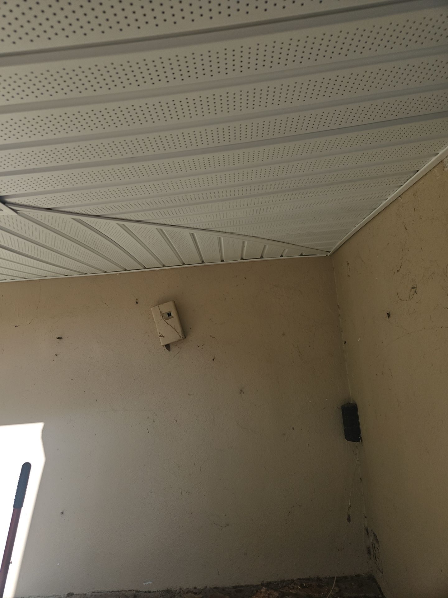 Soffit and Fascia Installation and Smooth Box Gutters and Downspouts in Sarasota FL by Gutter Professors