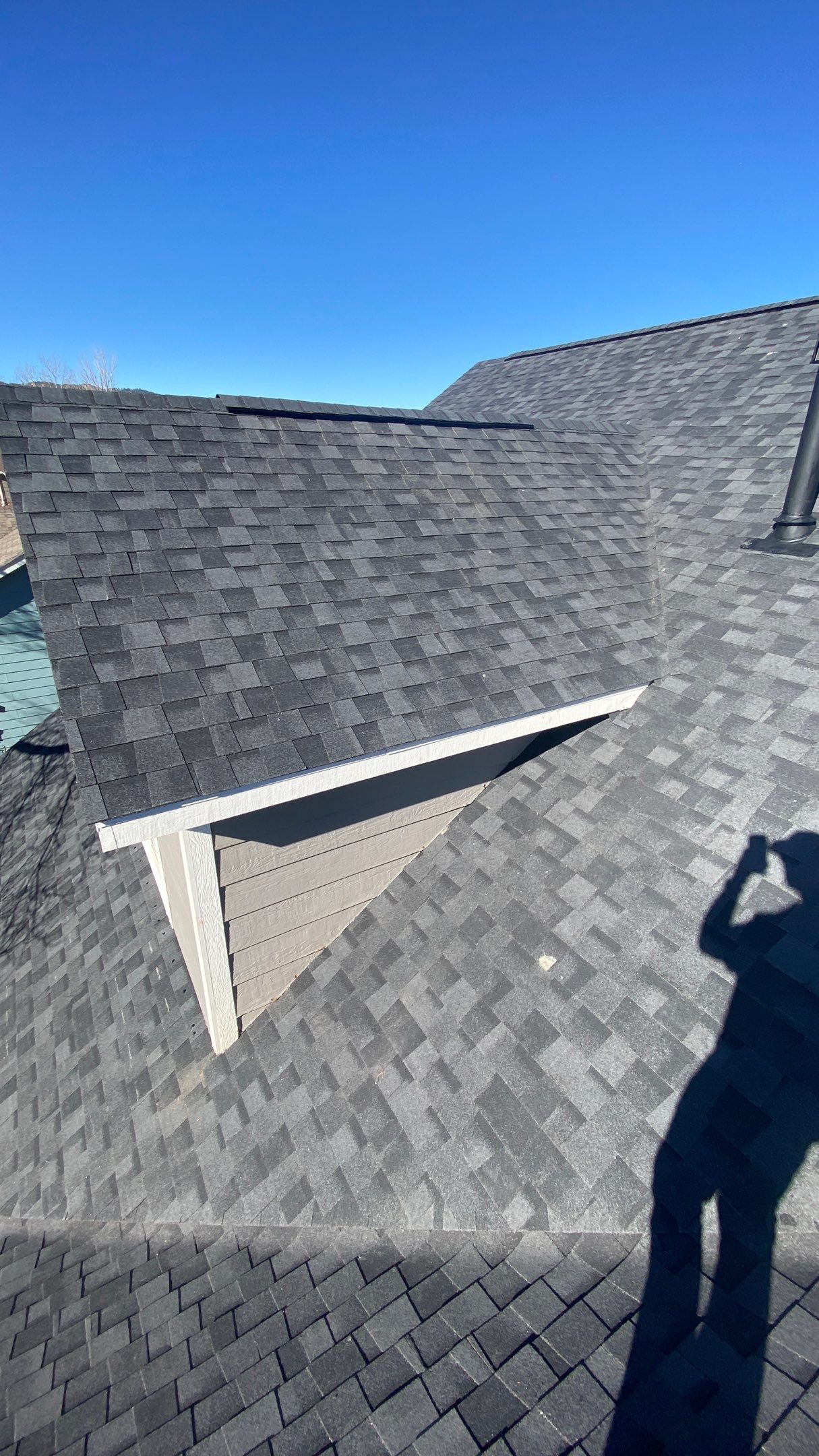 Resdiental Hail Damage Roof Replacement using Certainteed Northgate by Black Belt Roofing