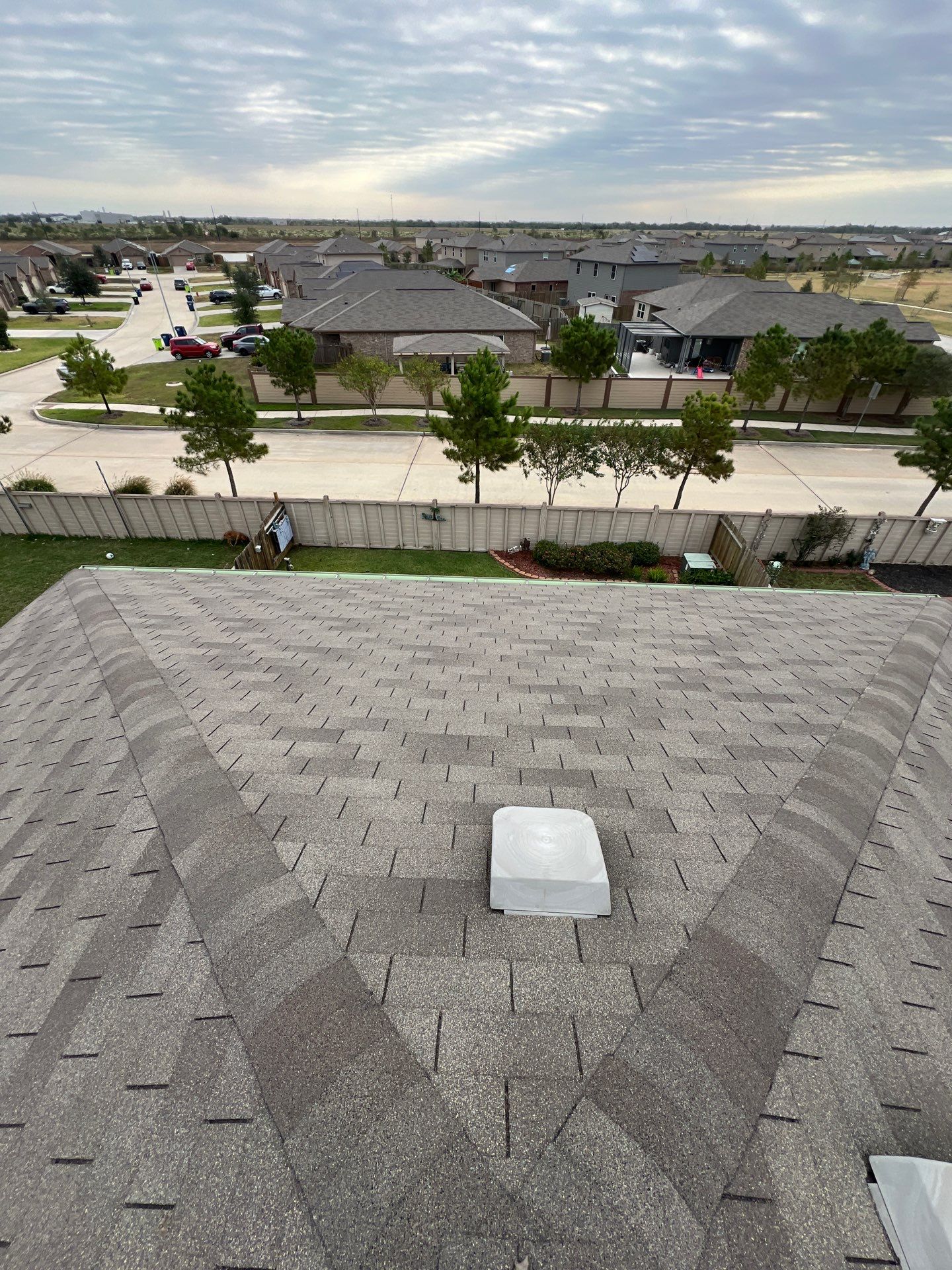 Hail Damage using Owen's Corning Duration (Lifetime) Shingles by Roof Repair Company