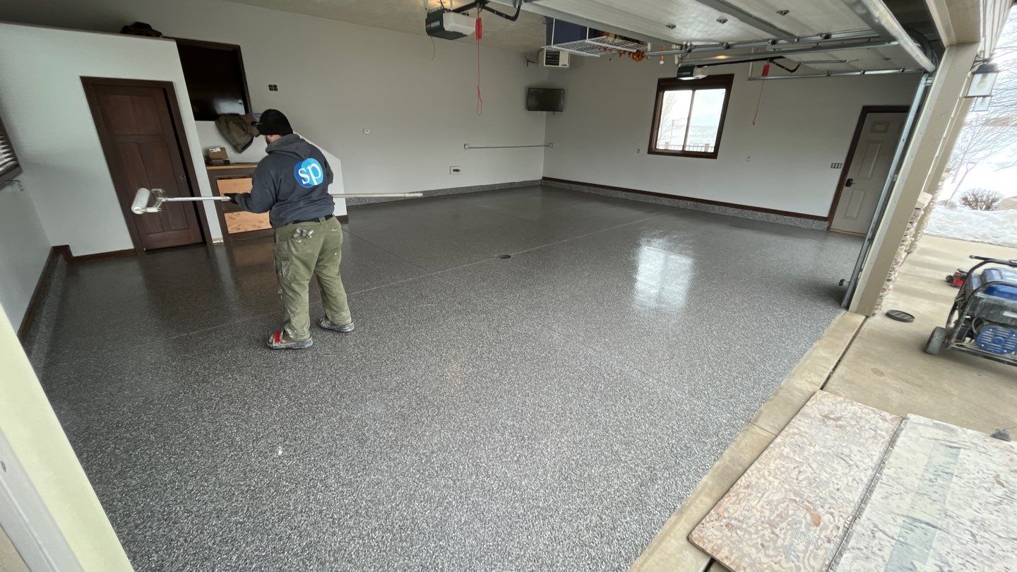 Garage using Silver Creek by Select Painting, Coatings & Garage Cabinets