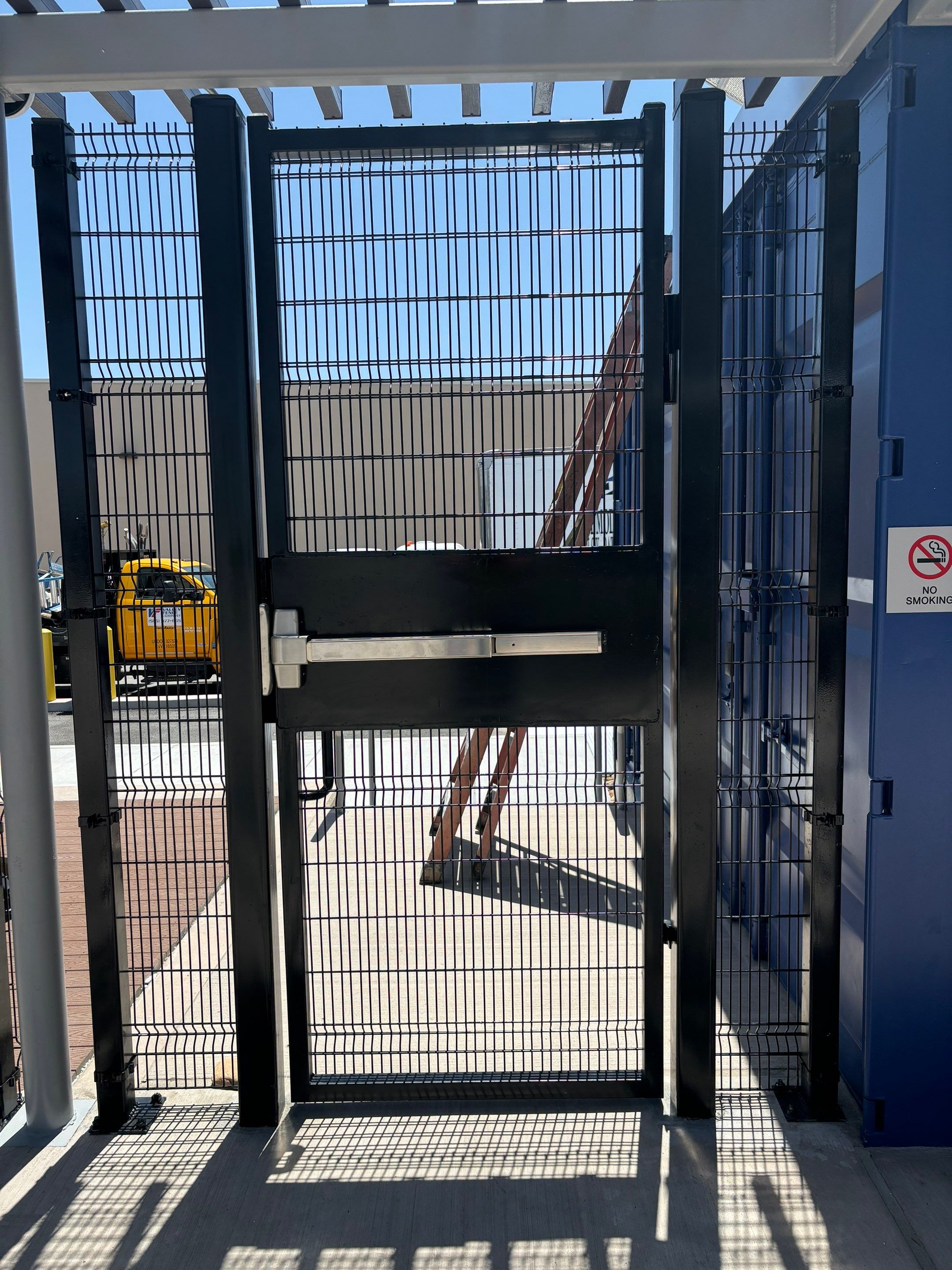 Light Commercial using 8' DM Classic by Valley Fence Company